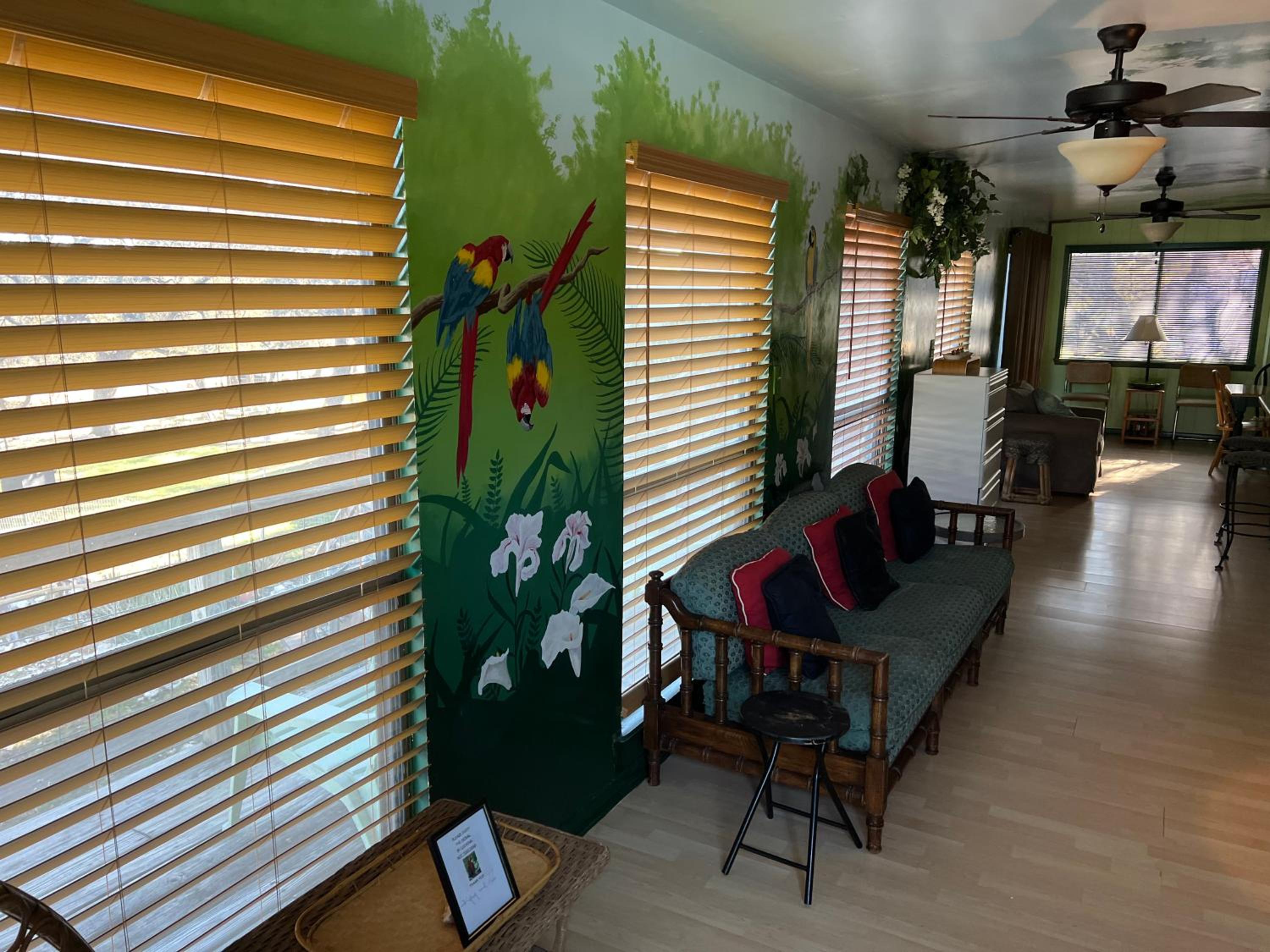 Two-Bedroom House - Photo 25