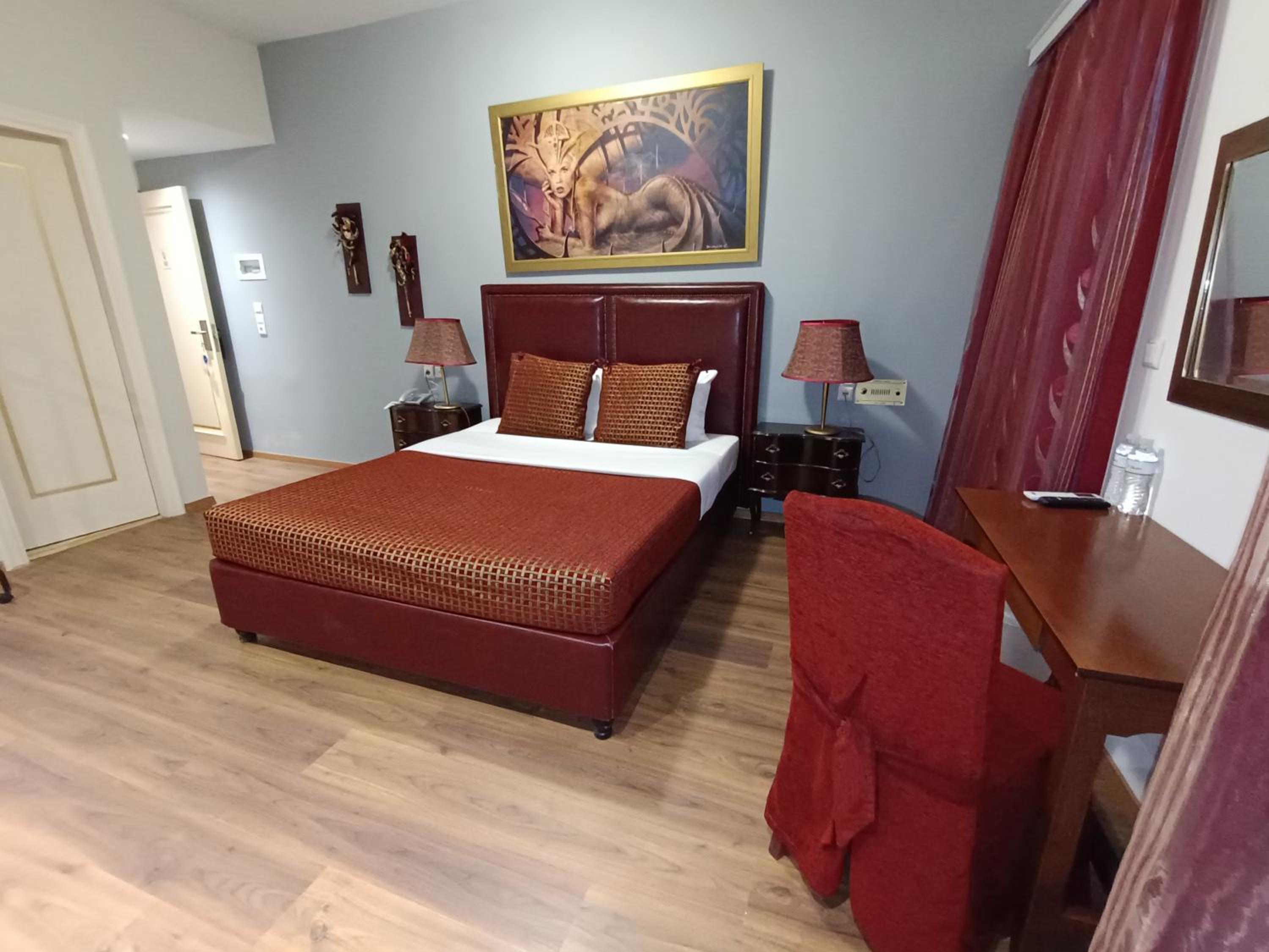 Double or Twin Room - Photo 18