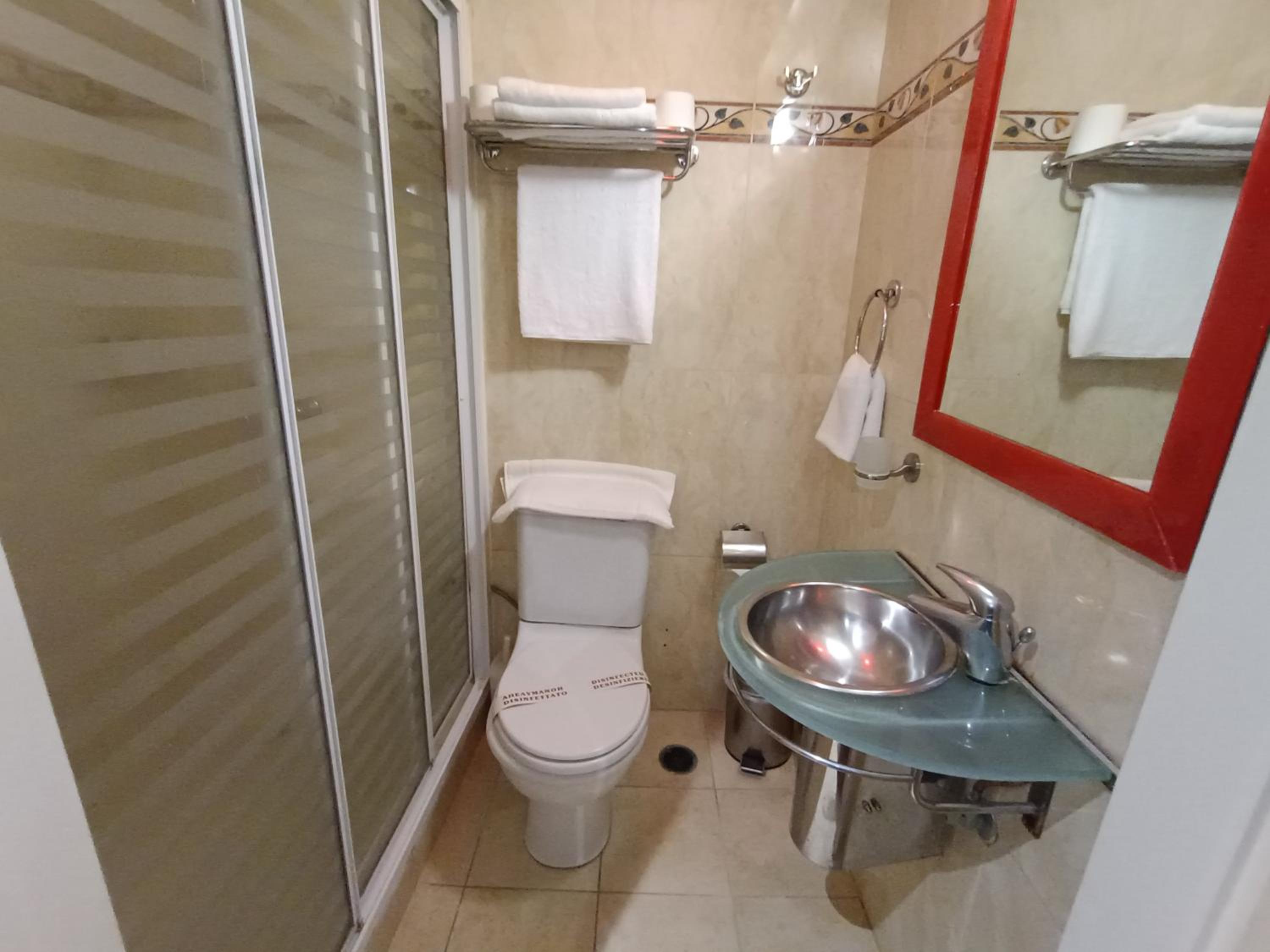 Double or Twin Room - Photo 20