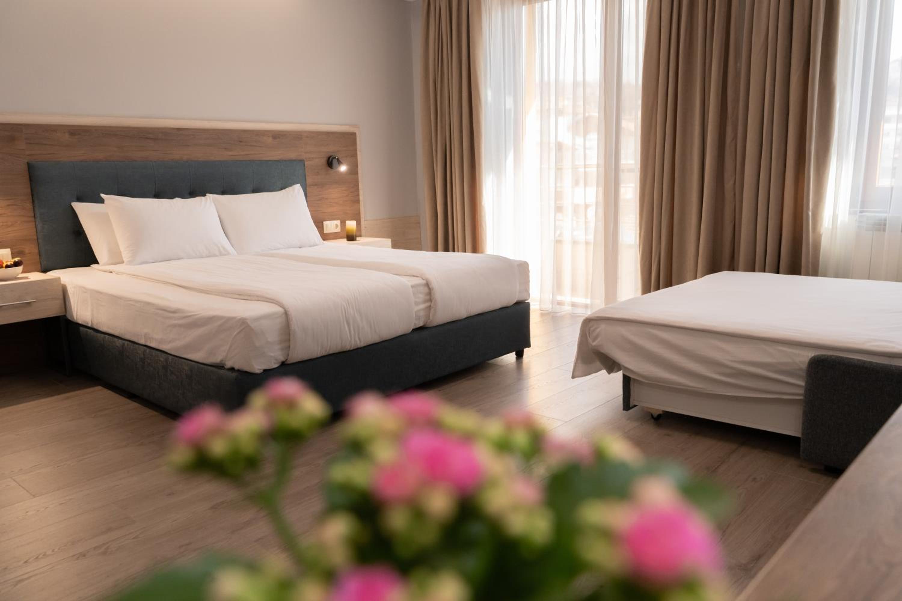 Triple Room with Terrace