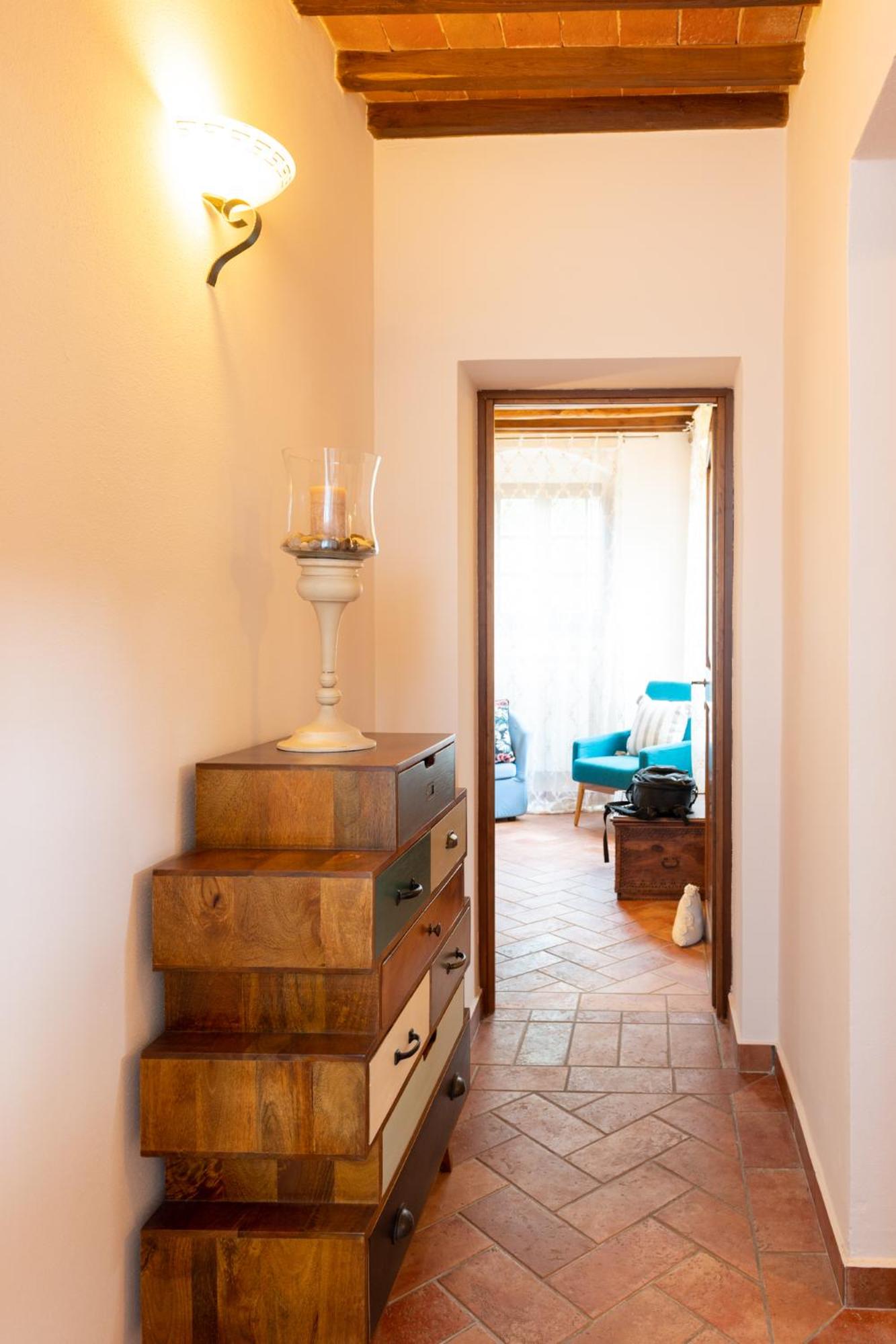 Apartment with Pool View 