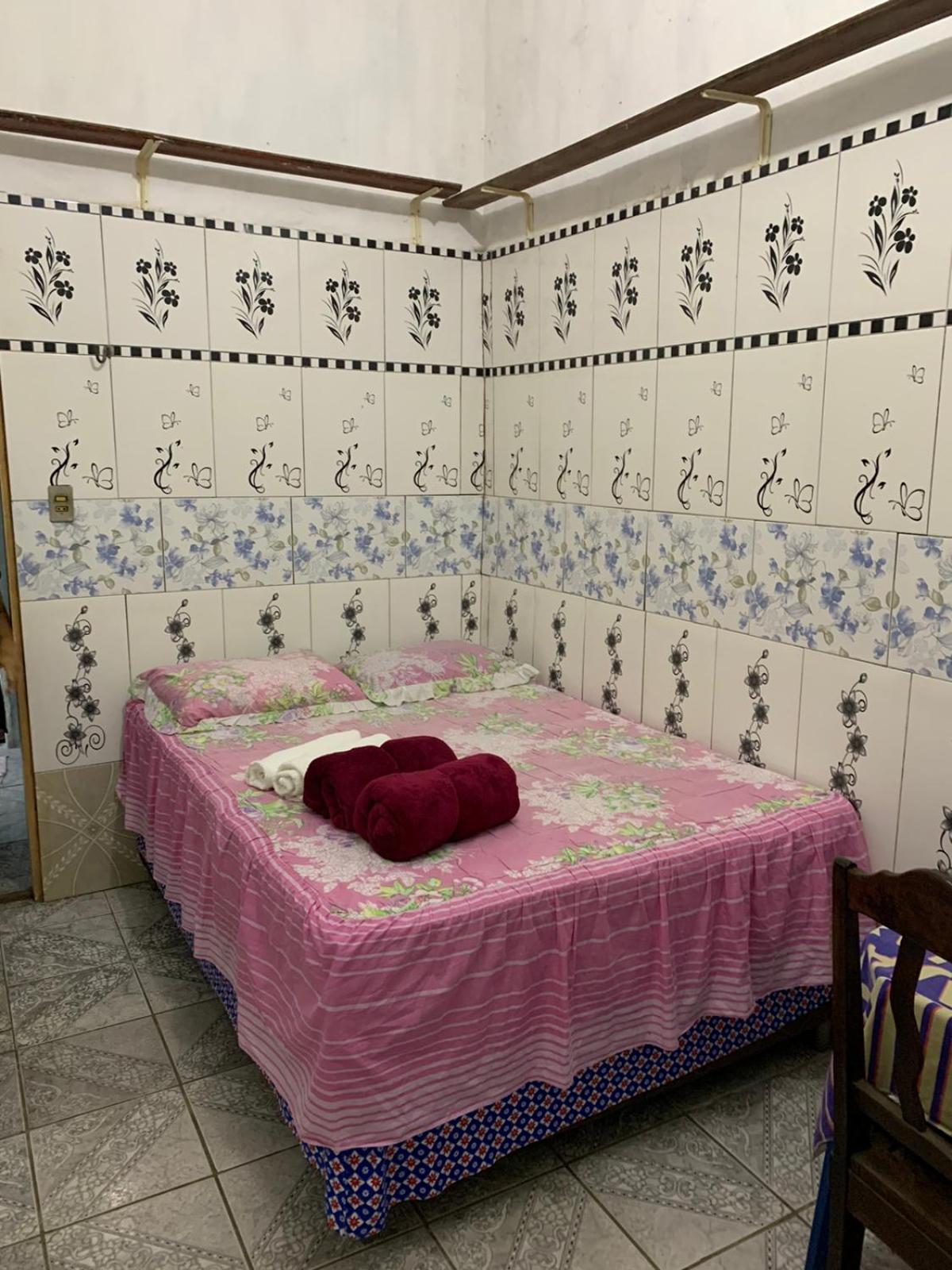 Large Double Room - Photo 12