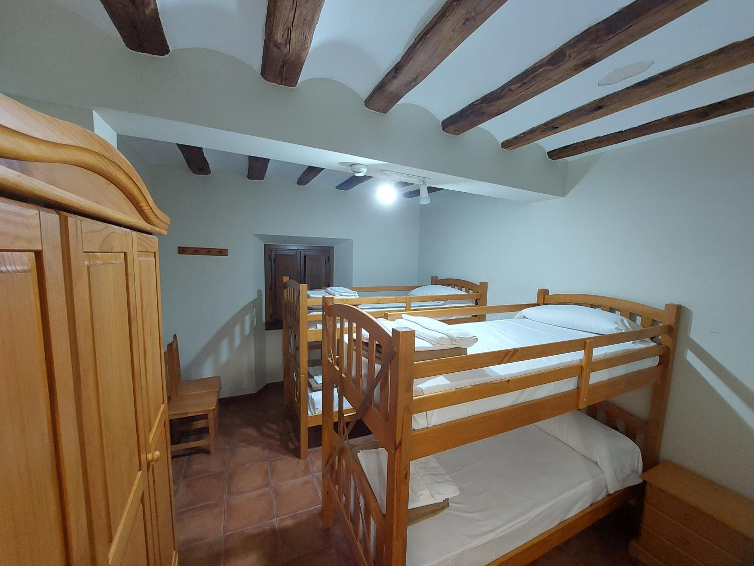 Bed in 4-Bed Dormitory Room photo 2