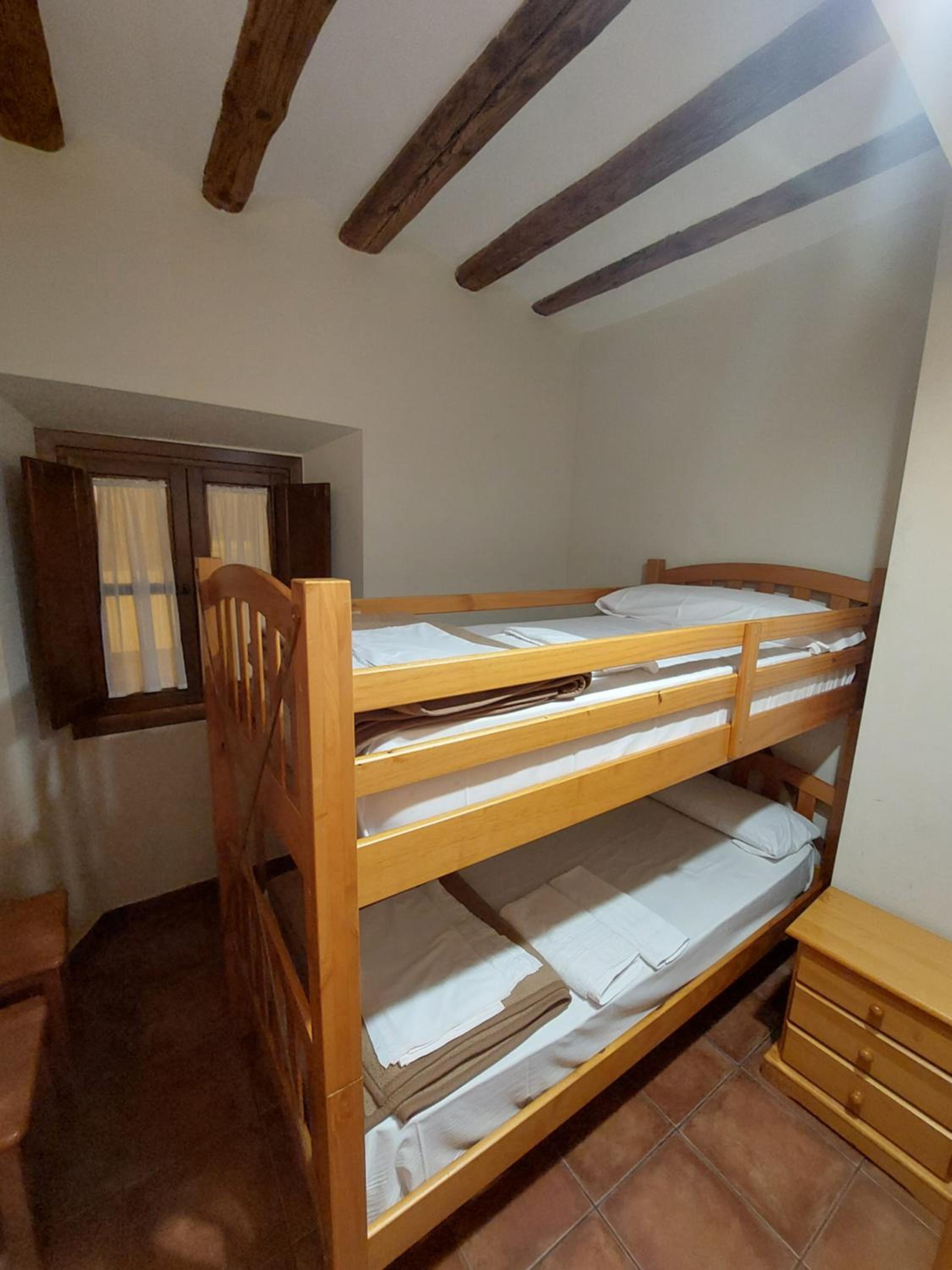 Bed in 8-Bed Dormitory Room photo 2