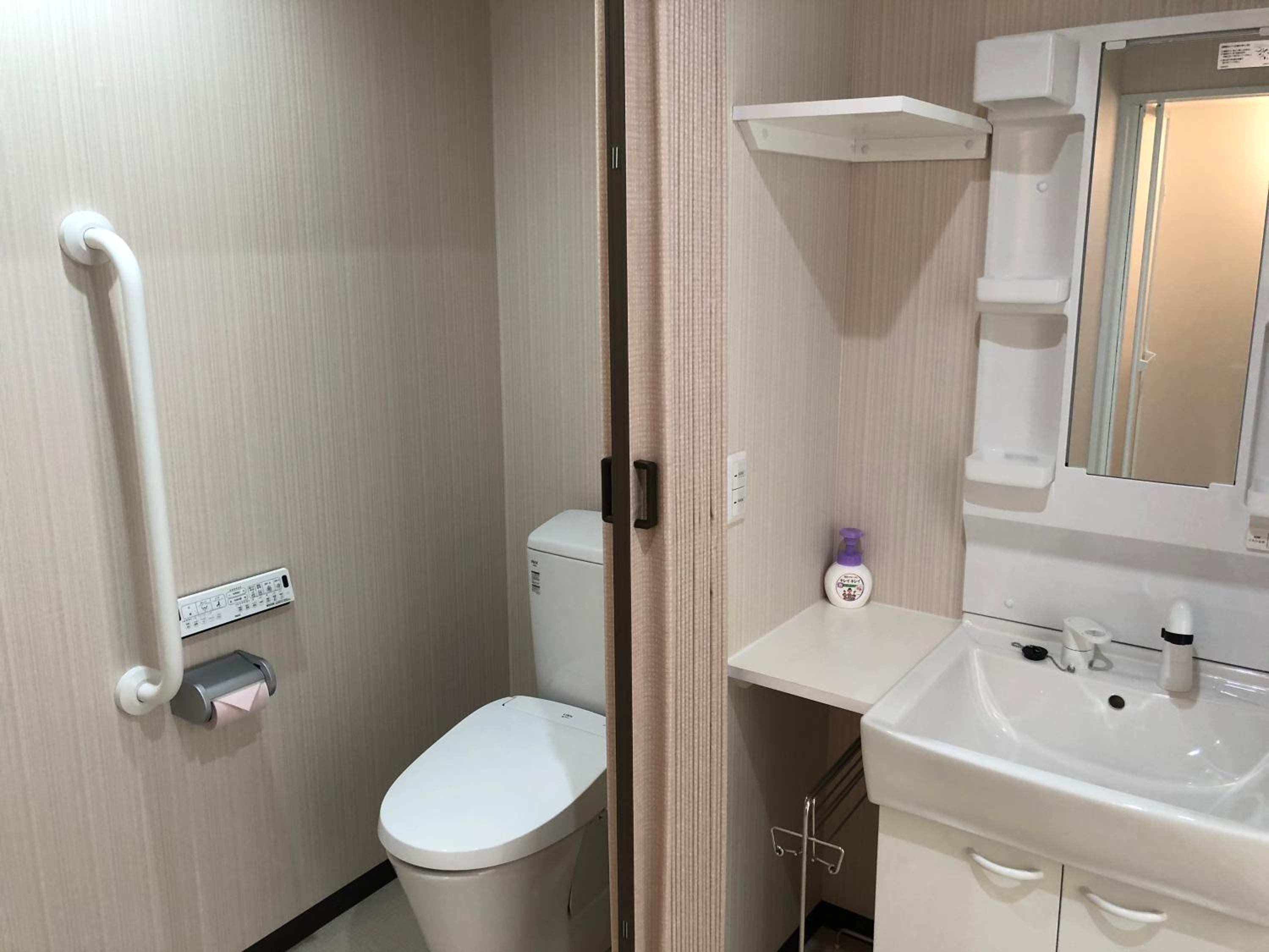 Single Room with Shower photo 2