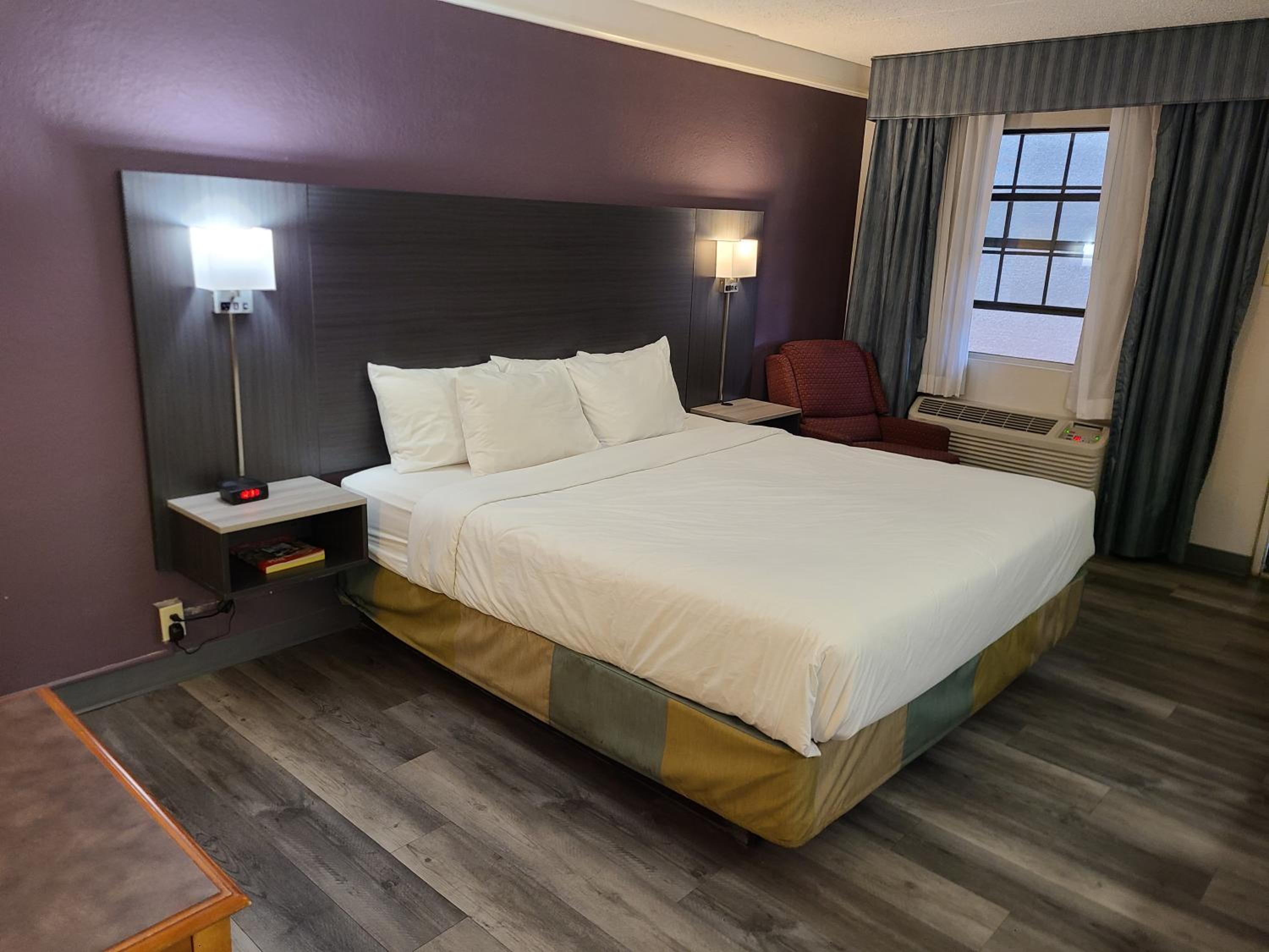 King Room - Disability Access - Photo 2