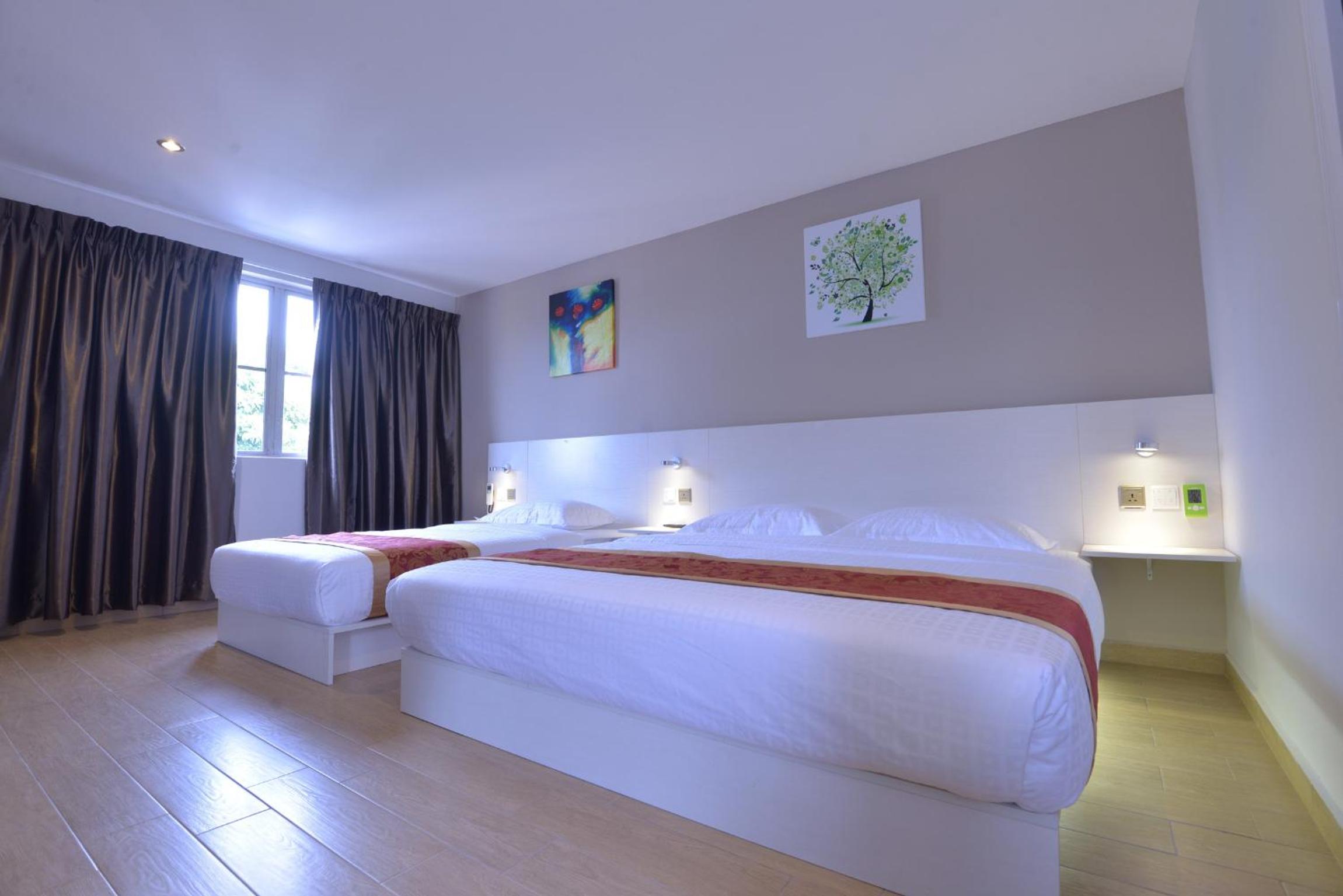 Executive Suite photo 2