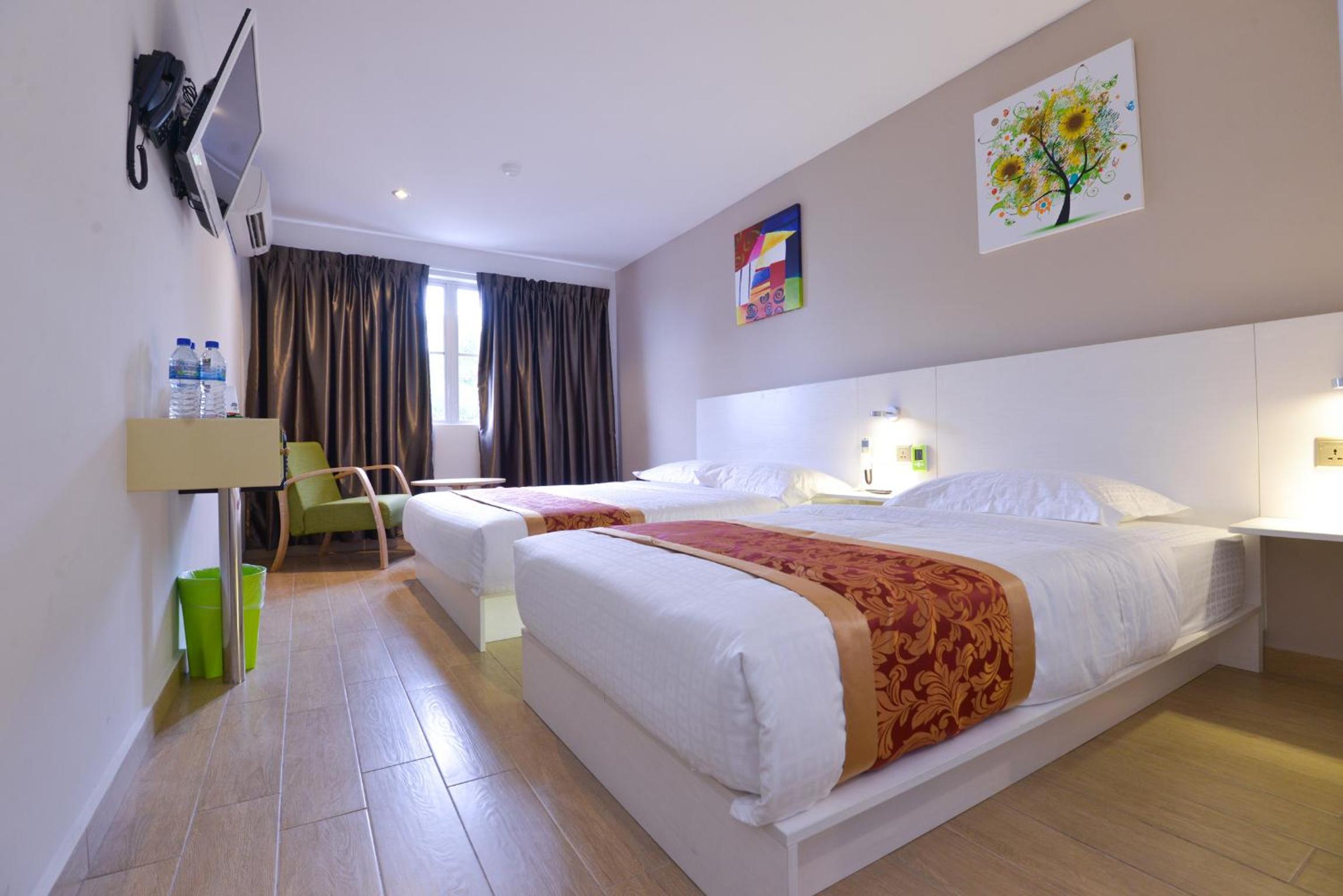 Deluxe Triple Room