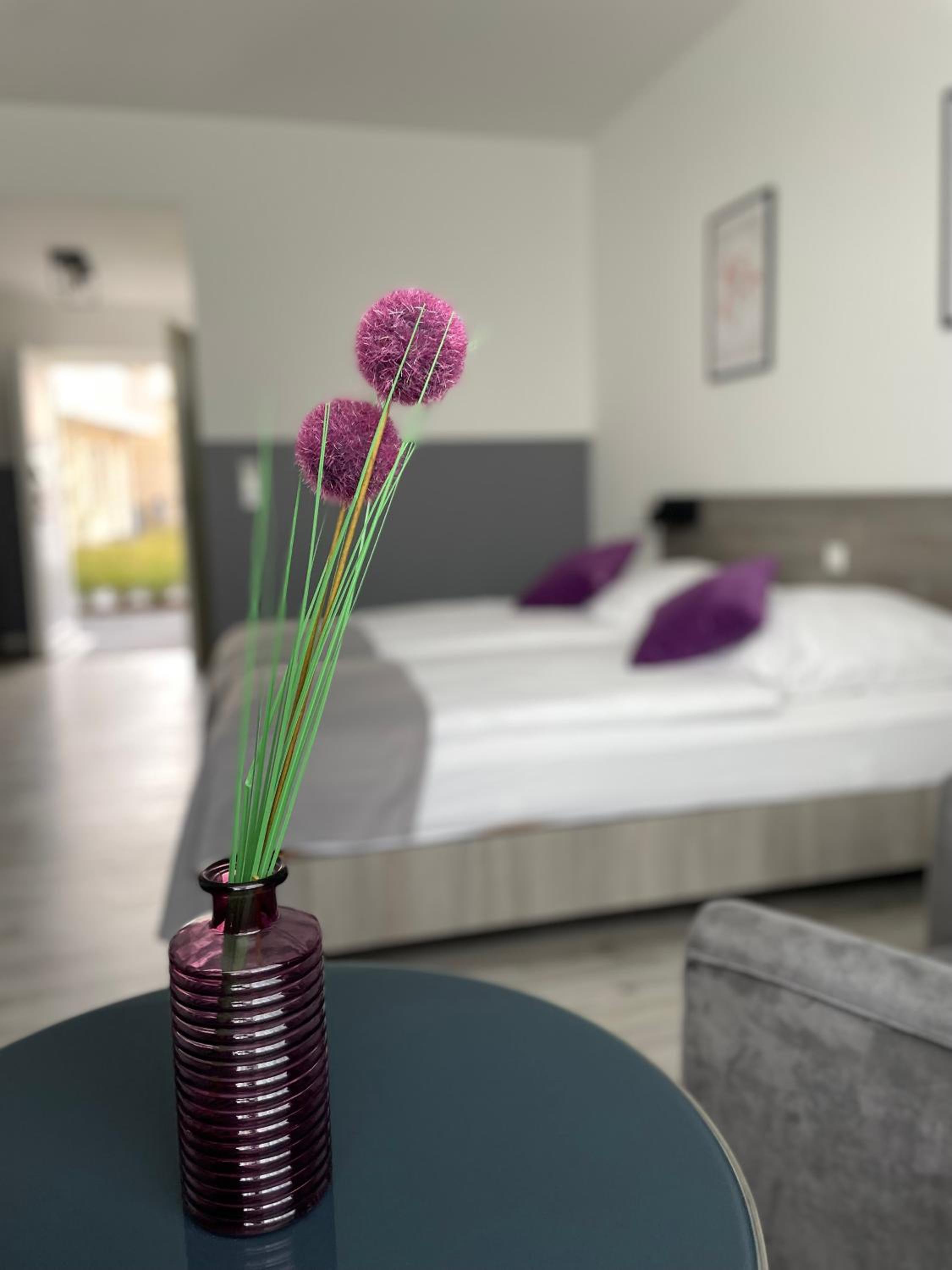 Comfort Room photo 2