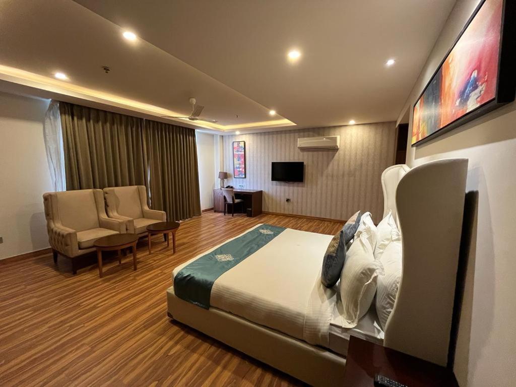 King Room - Photo 13