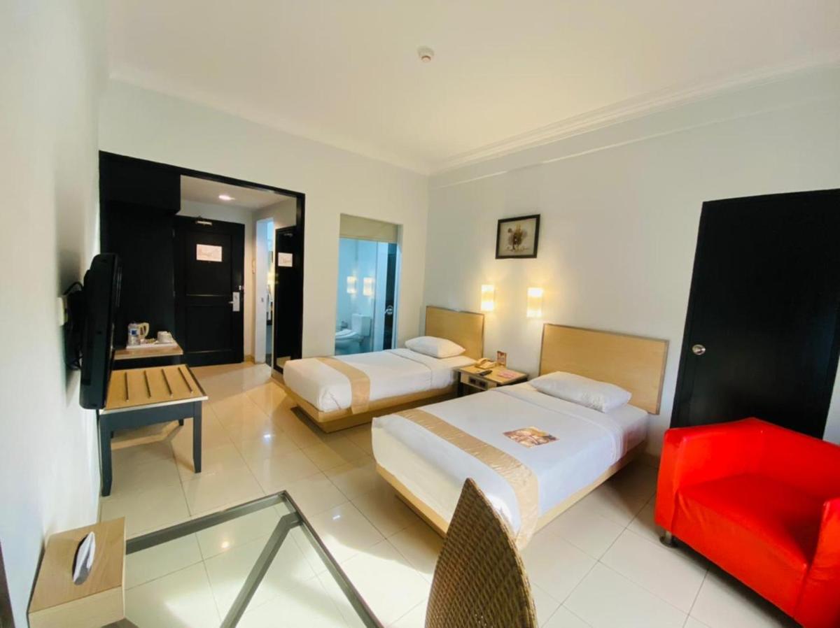 Superior Double or Twin Room photo 3