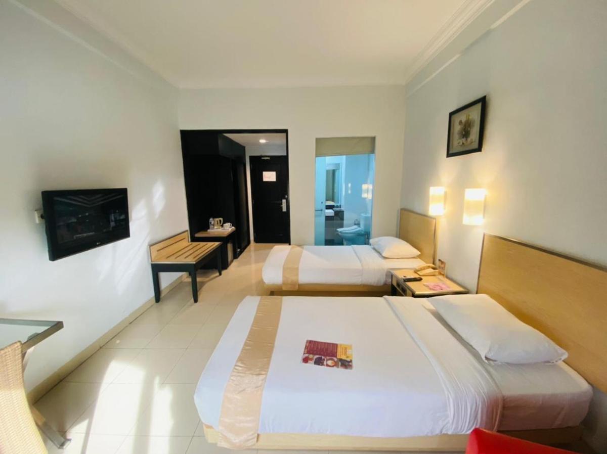 Superior Double or Twin Room photo 2