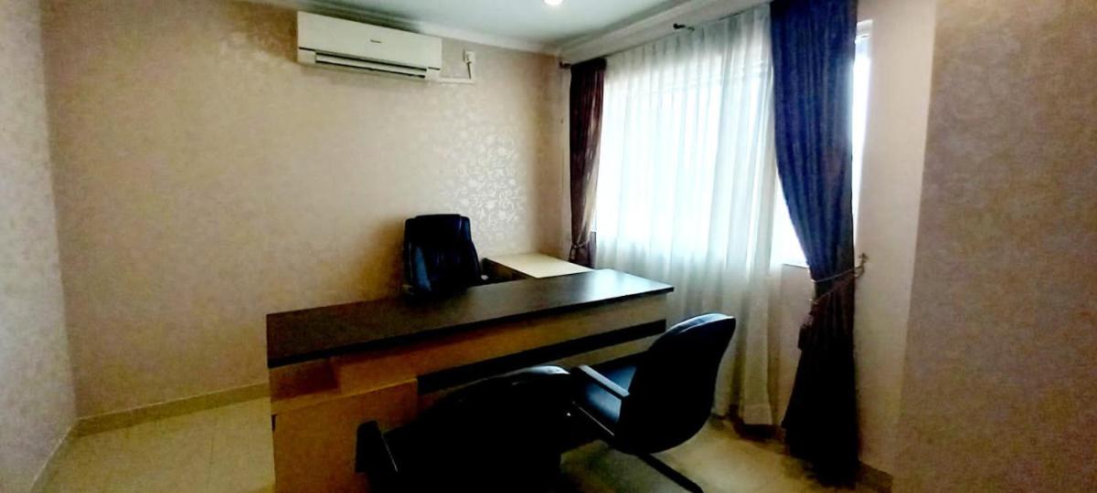 Business Suite photo 2