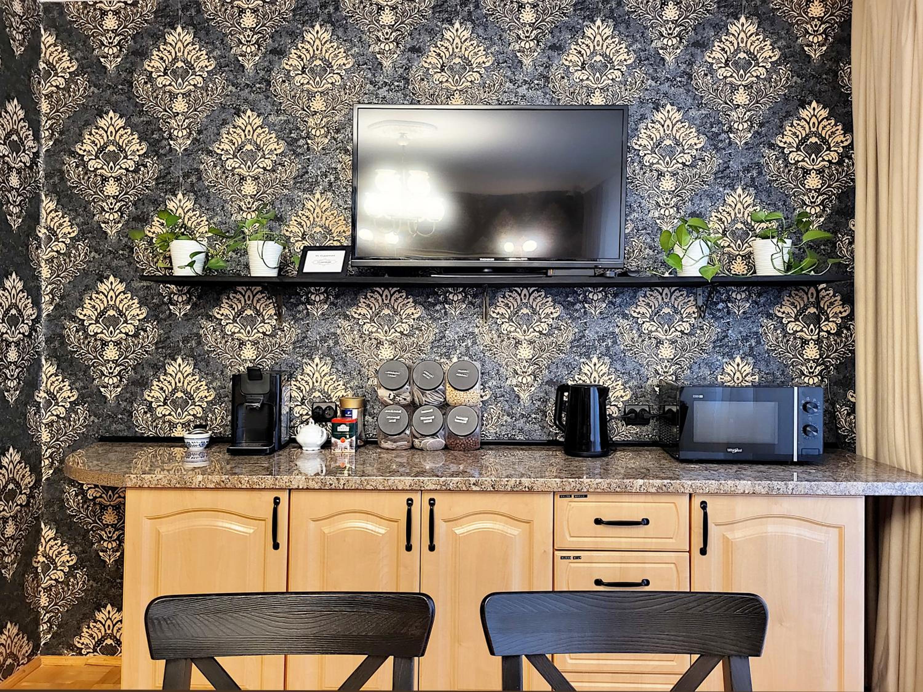 Standard Family Room - Photo 15