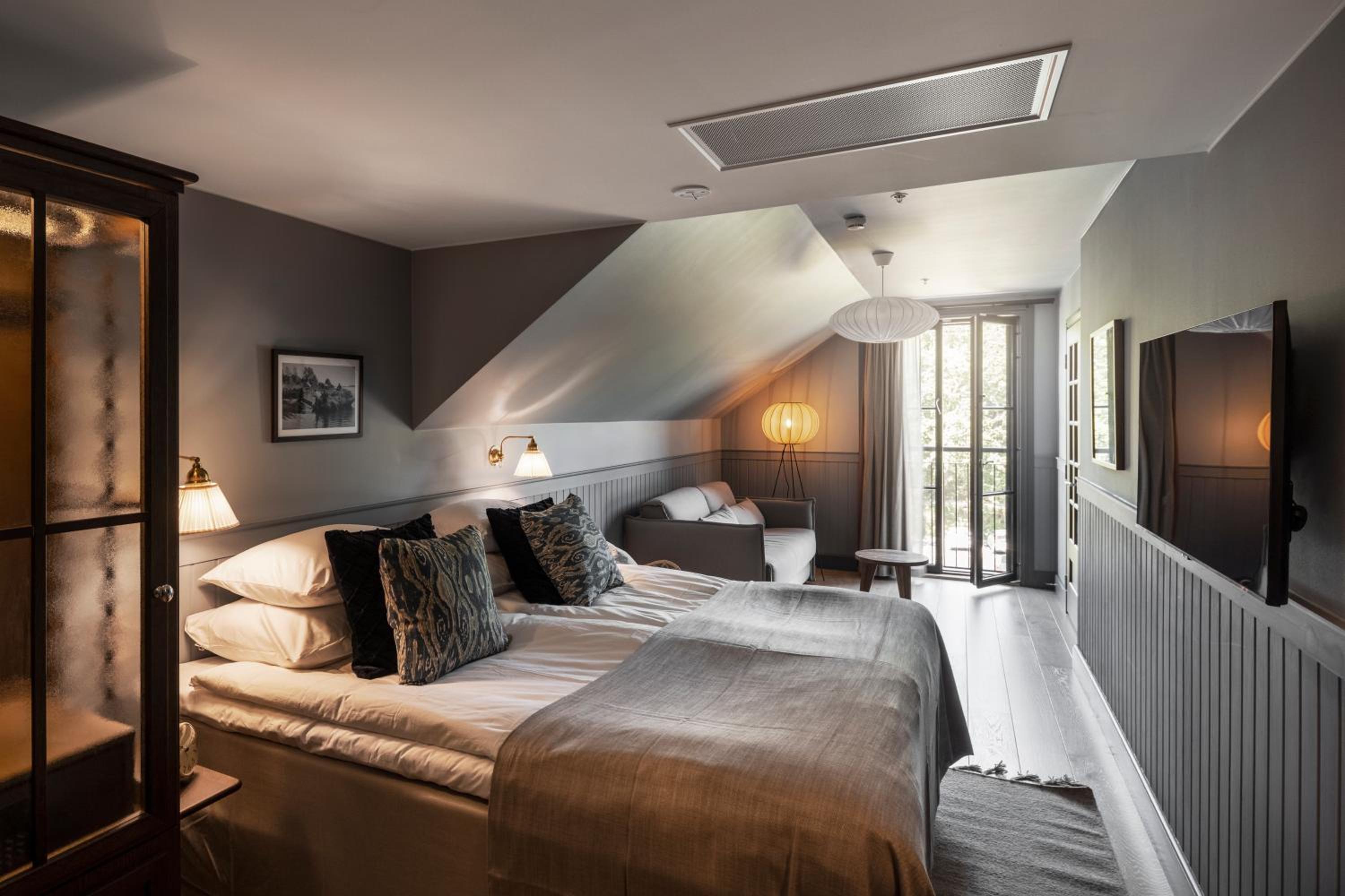 Deluxe Double Room photo 2