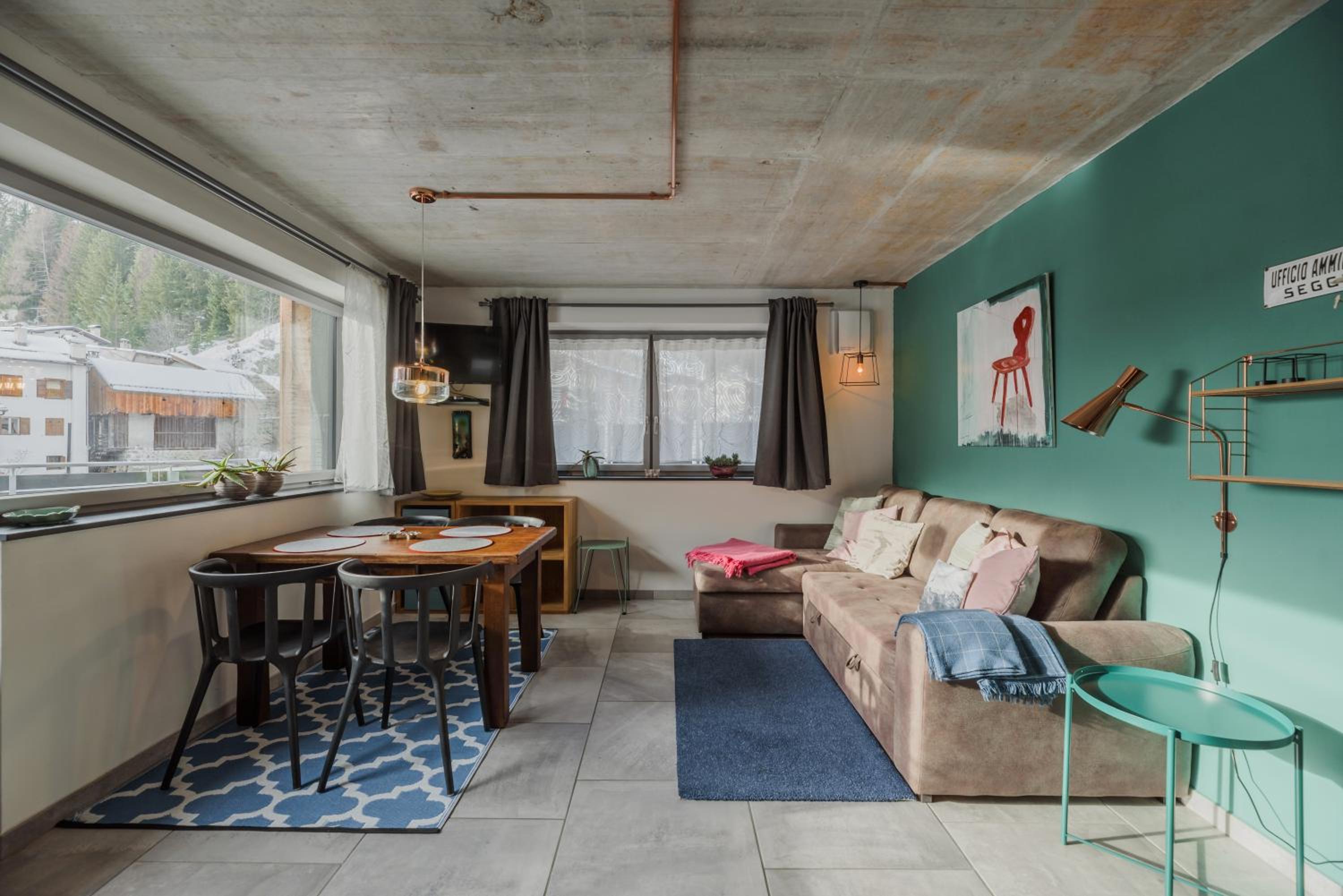 One-Bedroom Apartment