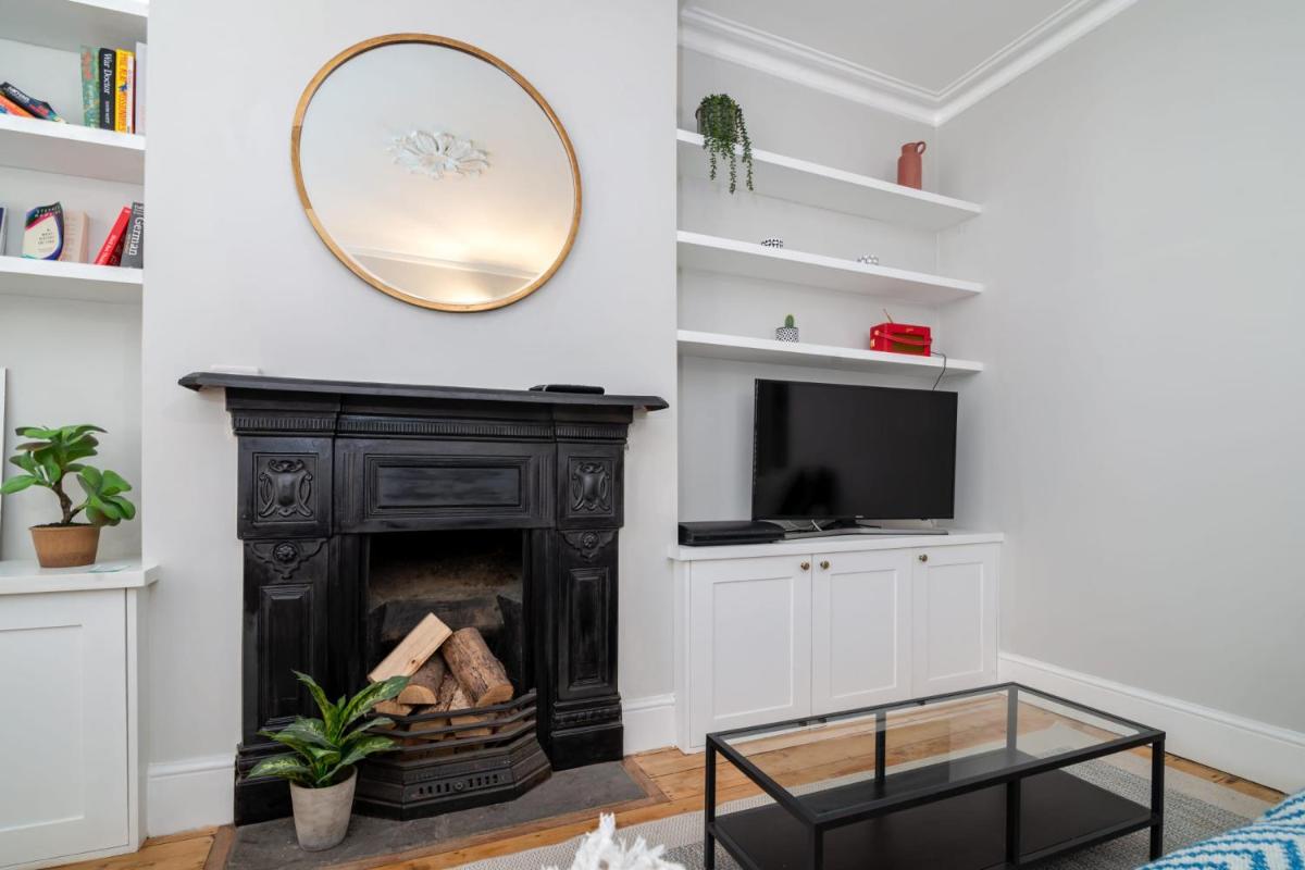 Apartment - Ground Floor photo 3