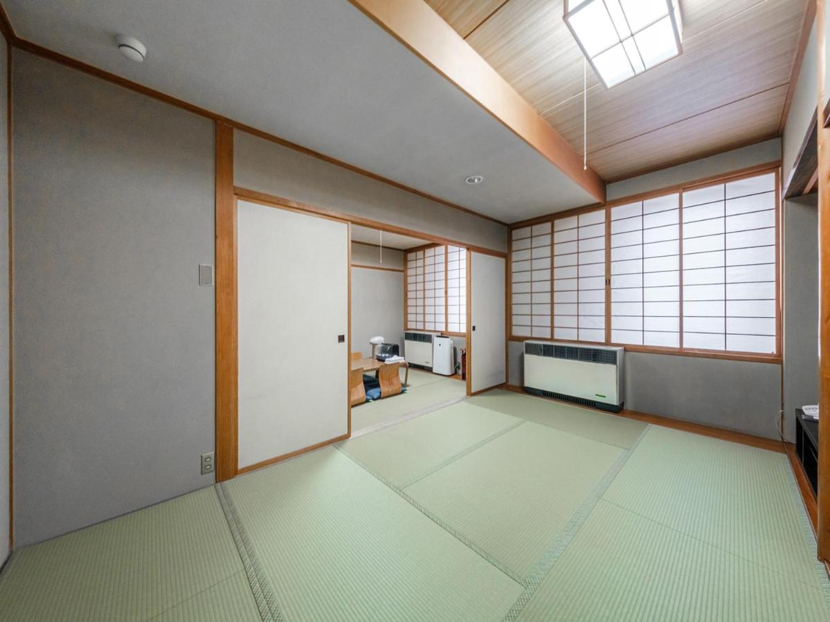 Japanese-Style Room - Non-Smoking - Main Building photo 1