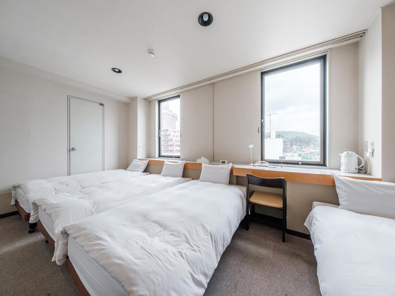 Quadruple Room - Non-Smoking - Main Building photo 1