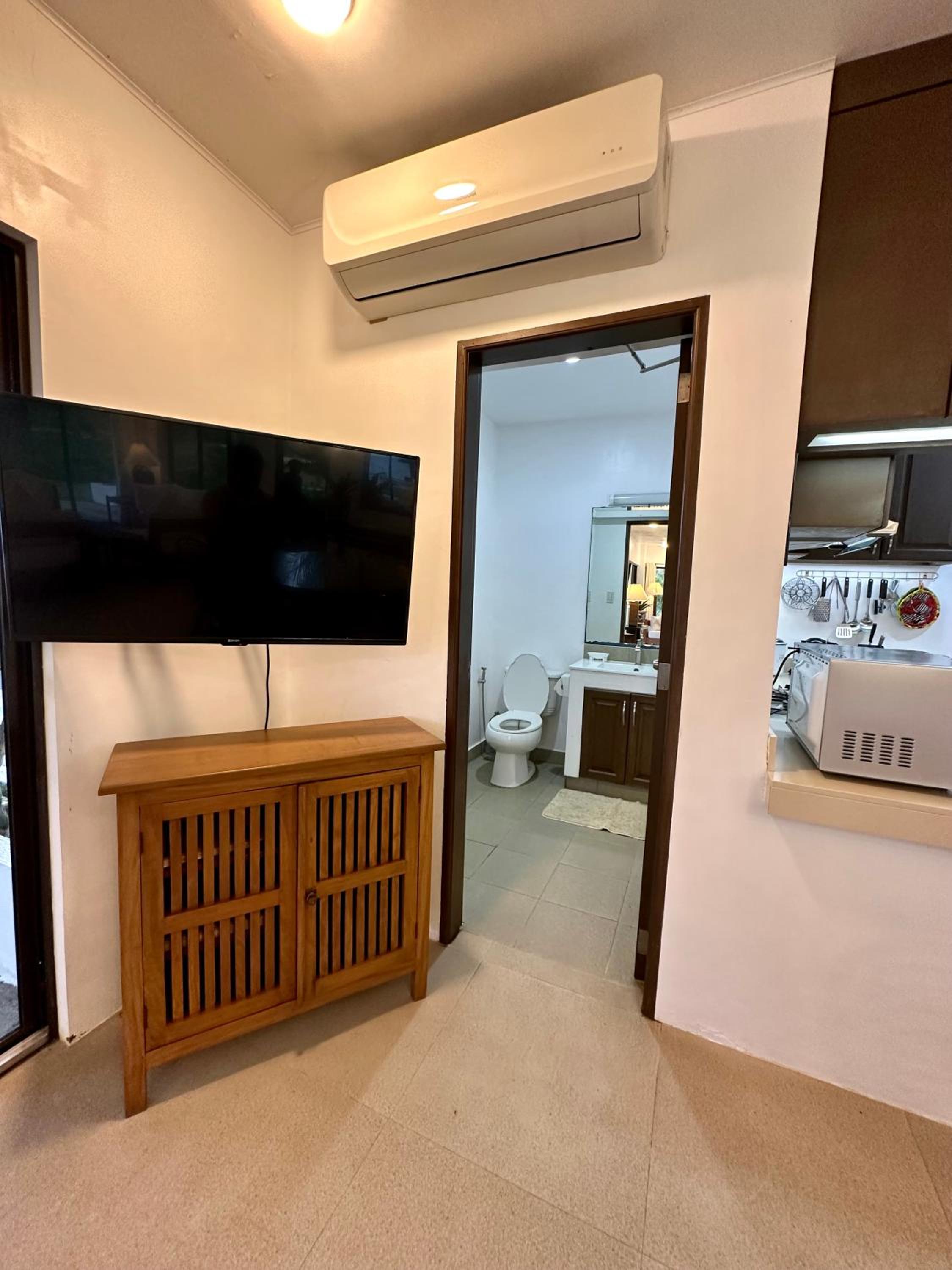 Two-Bedroom Villa - Photo 22