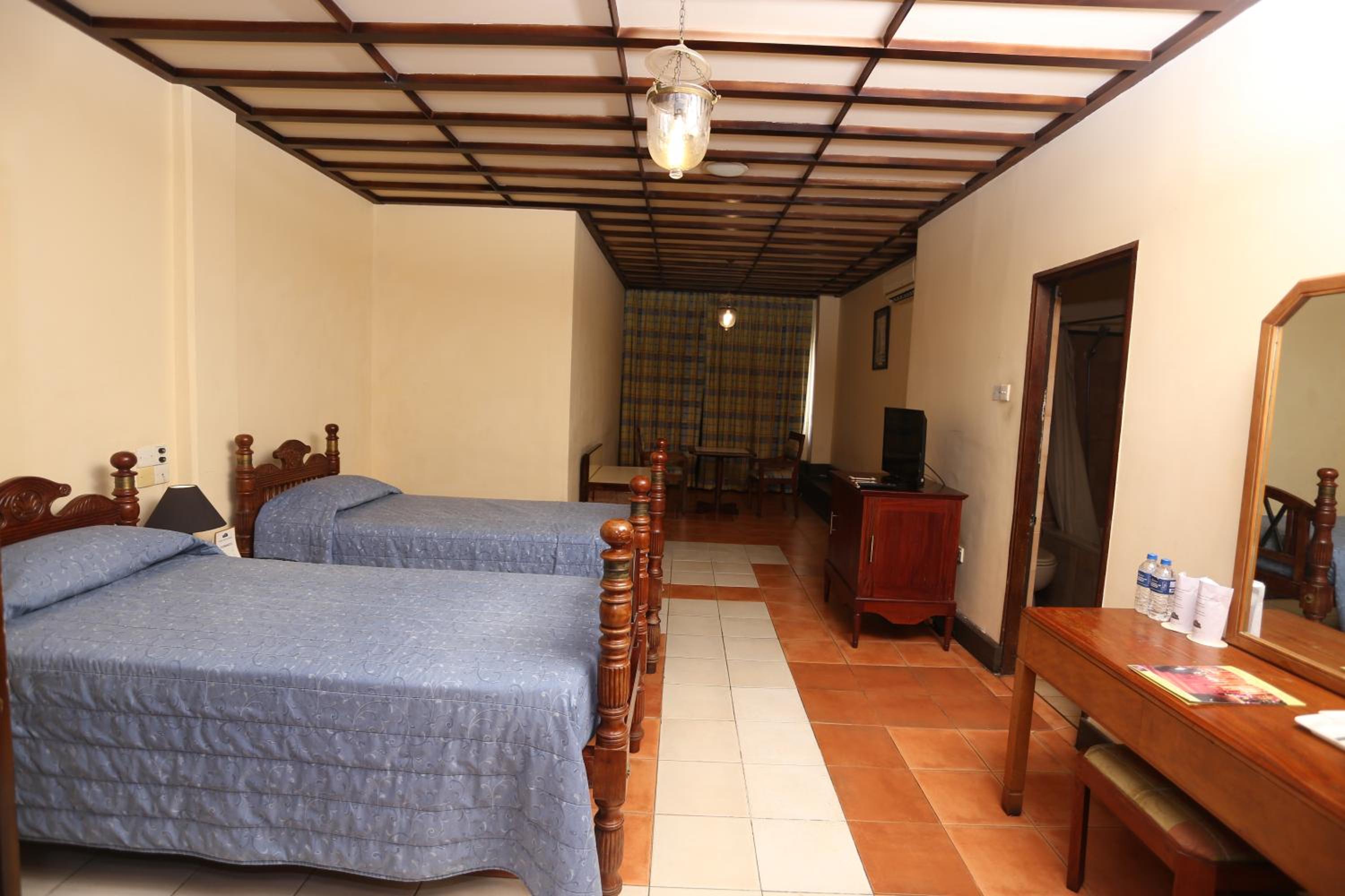 Standard Double or Twin Room photo 3