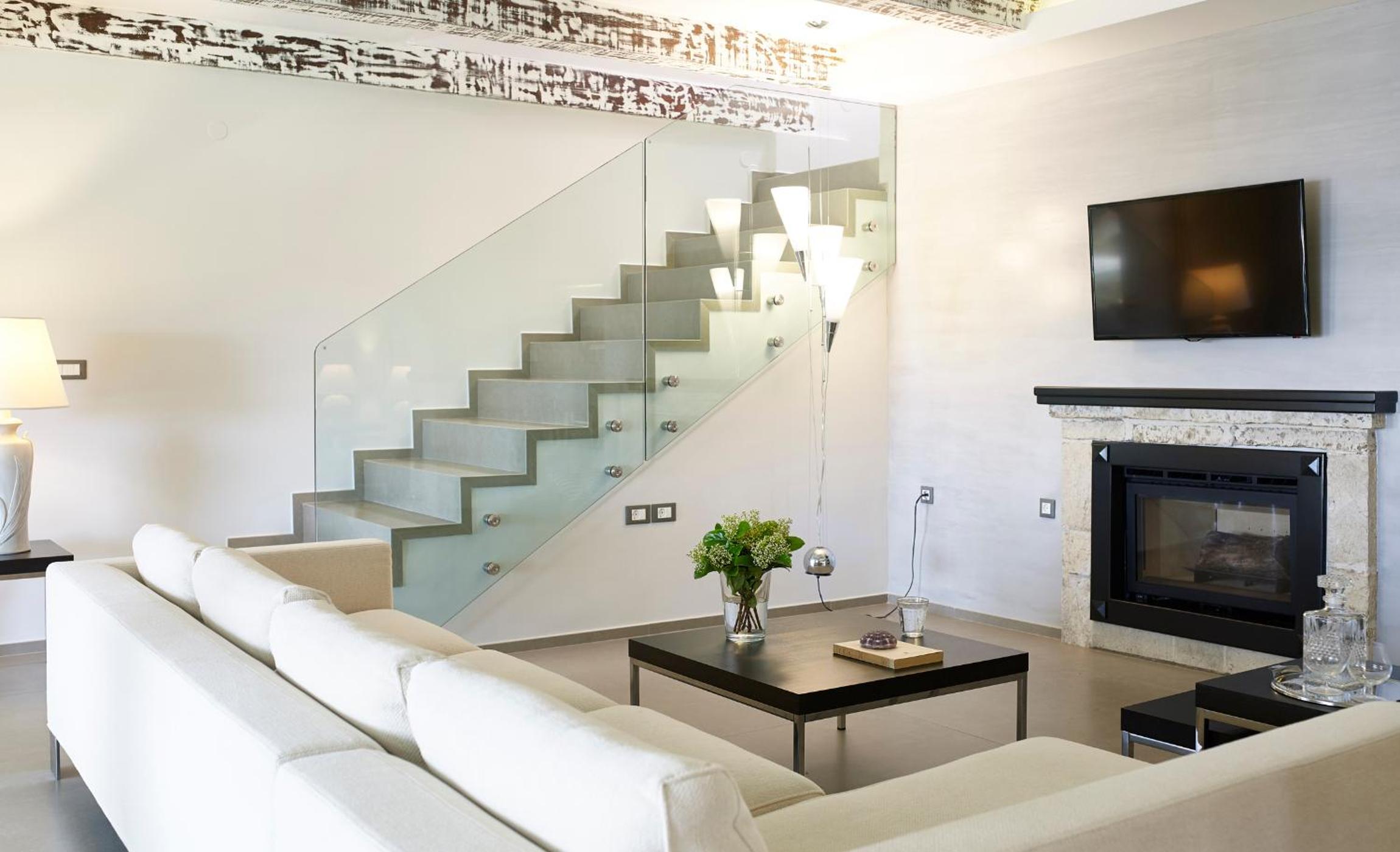 Villa photo 1