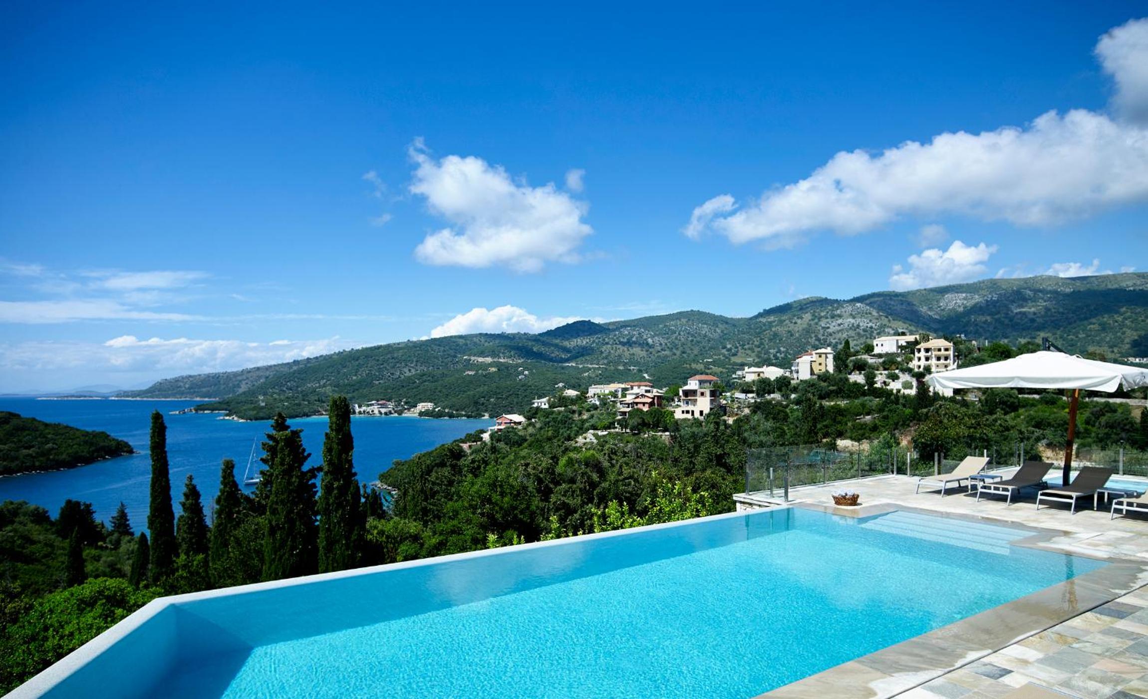 Villa photo 3