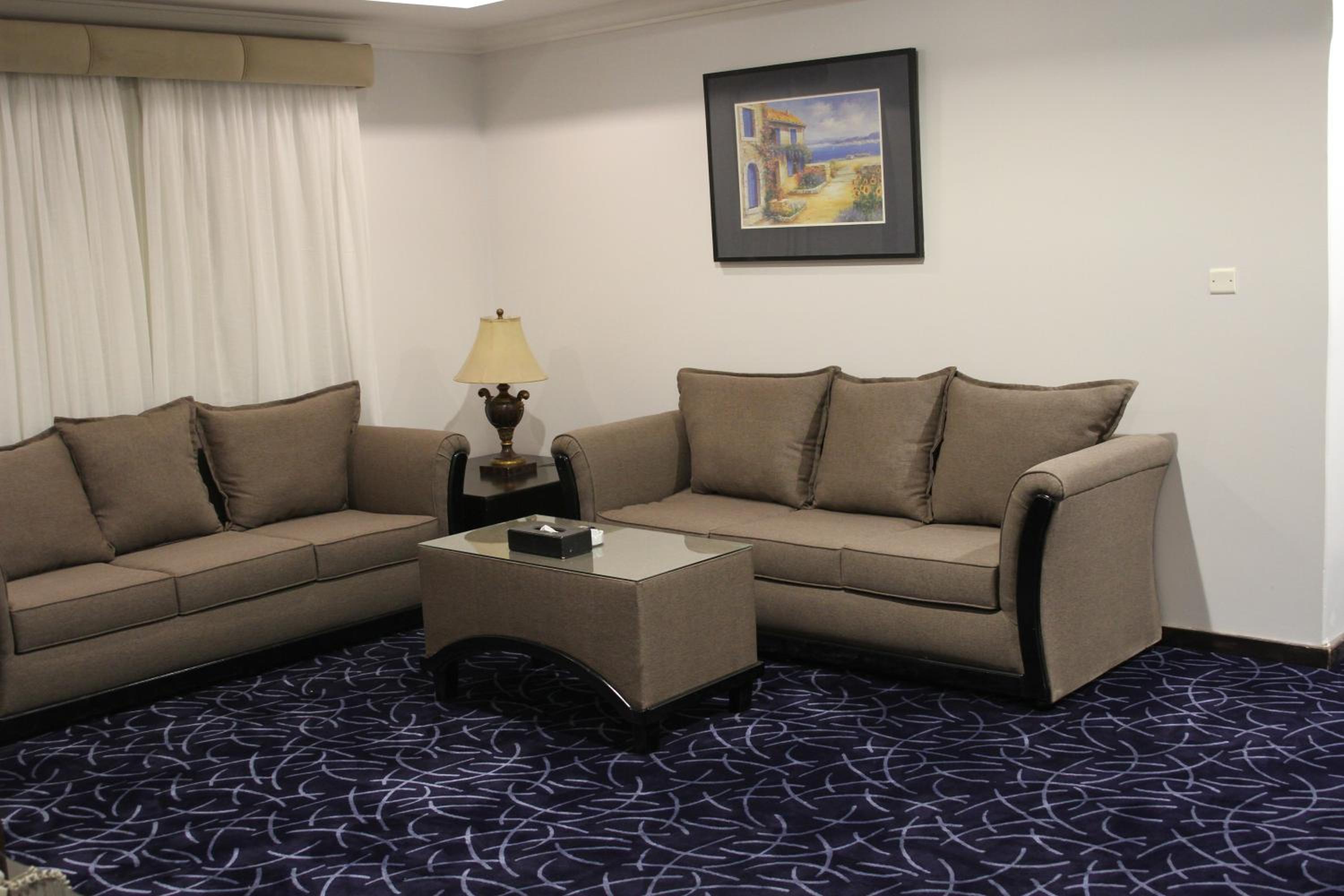 Two-Room Apartment - Photo 9