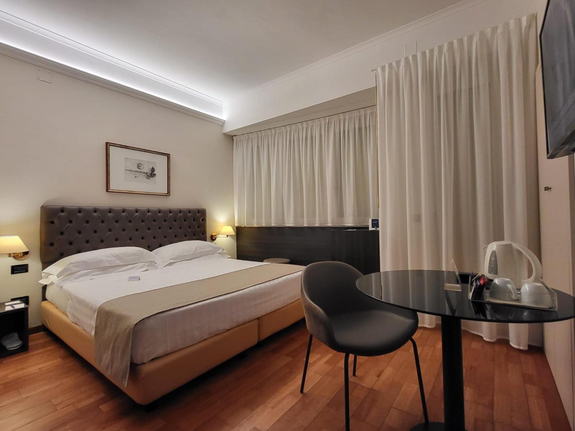 Superior Double or Twin Room - Photo 1