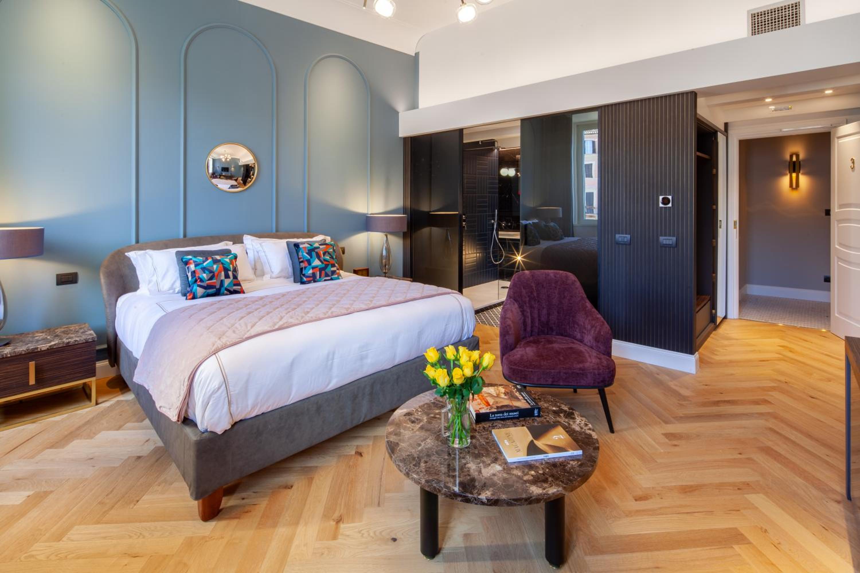 Deluxe Junior Suite photo 1
