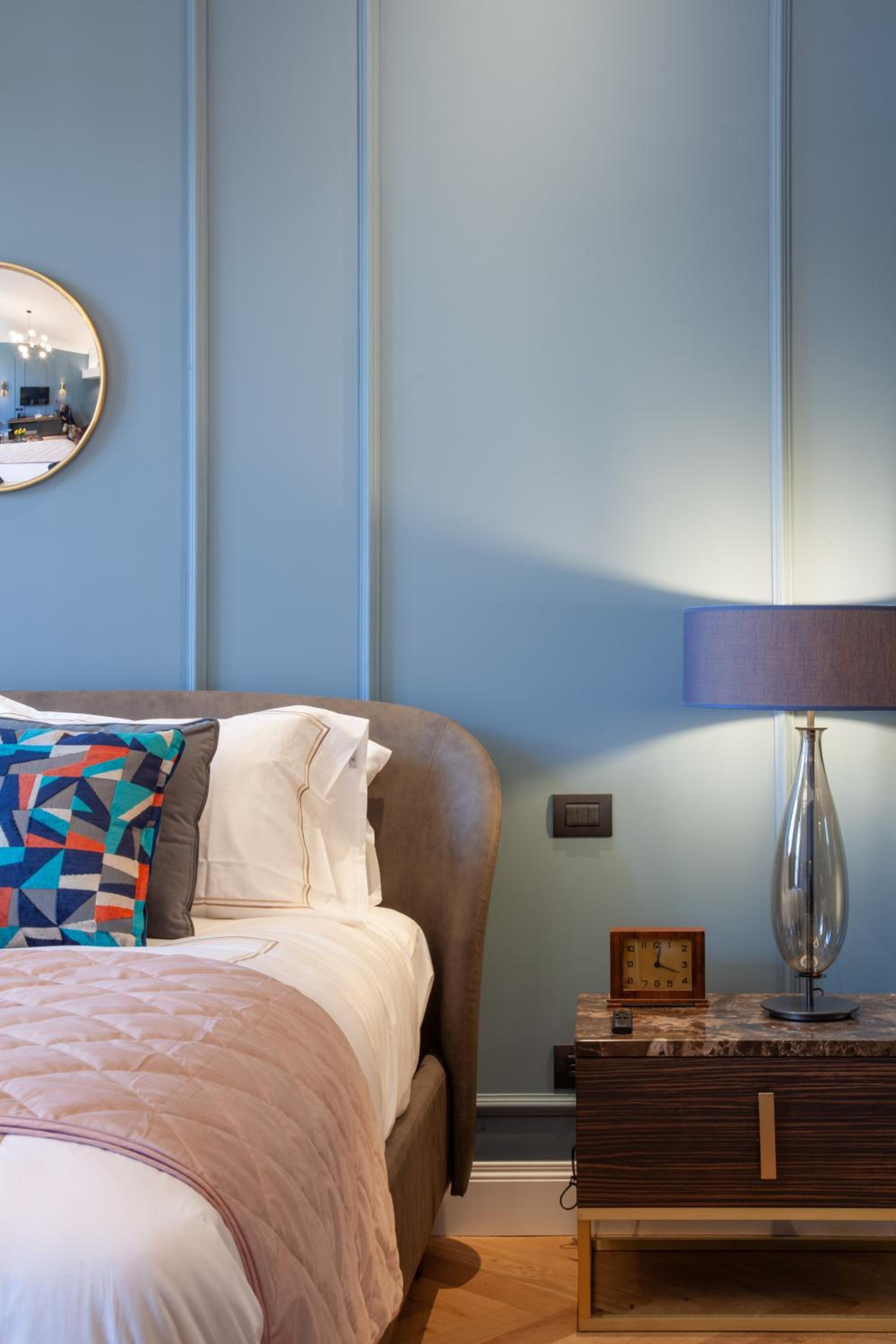 Deluxe Junior Suite photo 3