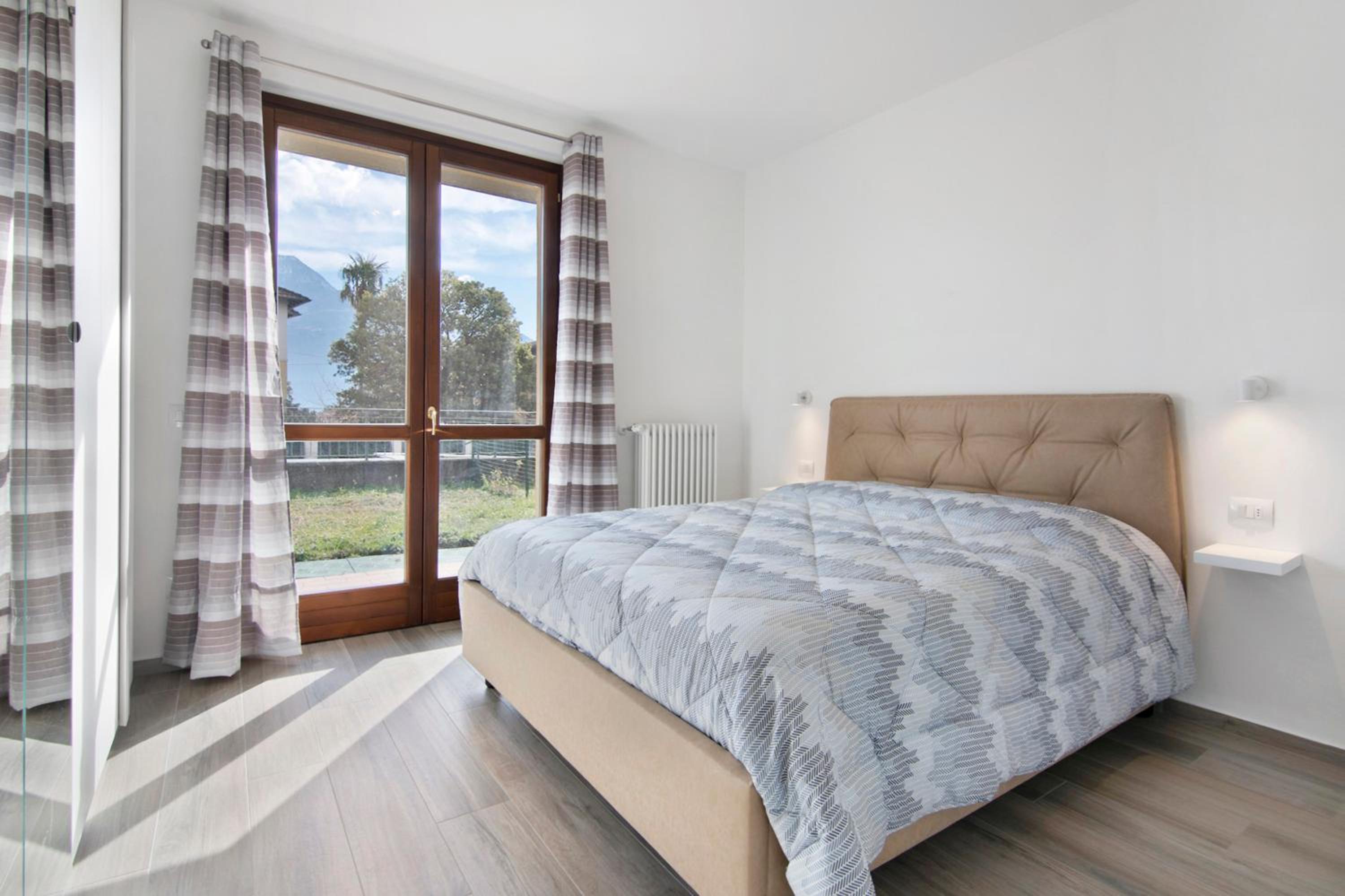 Superior One-Bedroom Apartment with Balcony