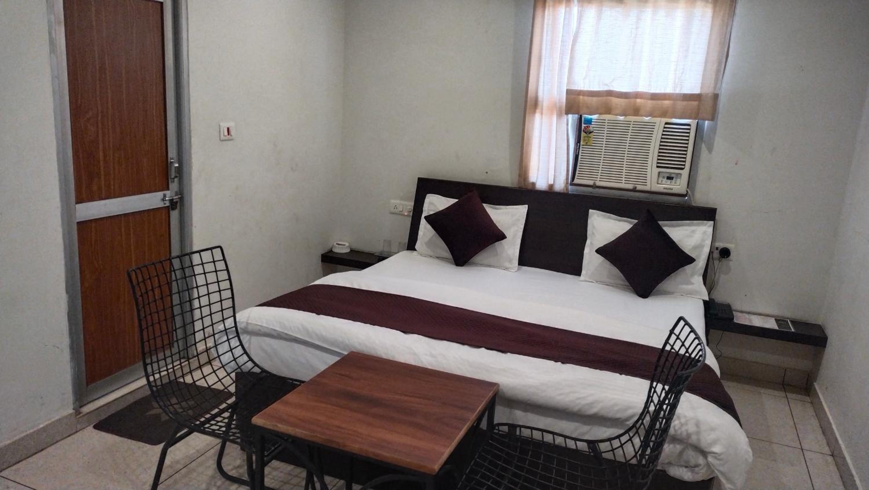 King Room with Garden View