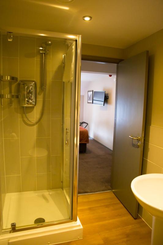 Standard Twin Room photo 3