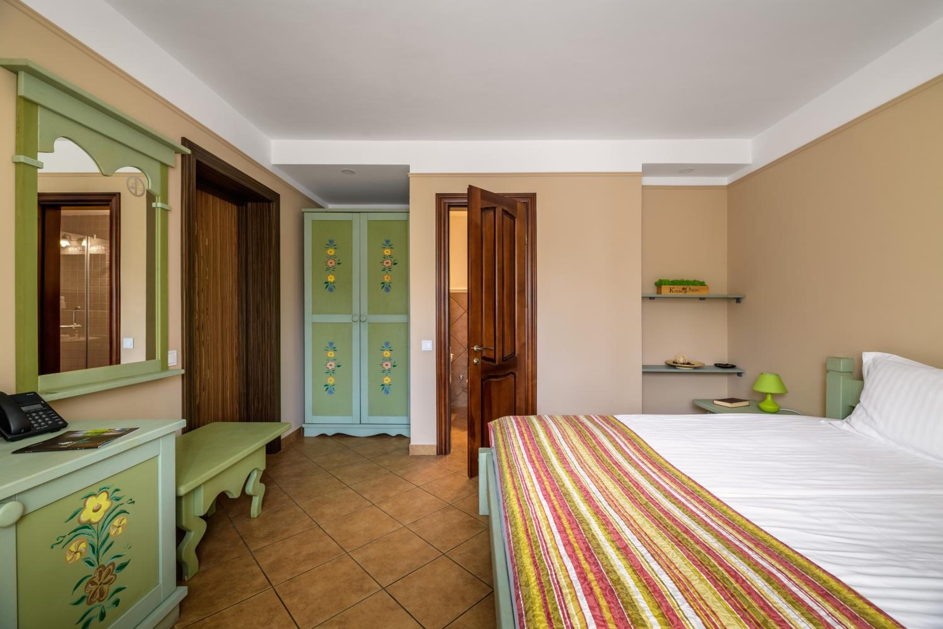 Economy Double Room photo 1