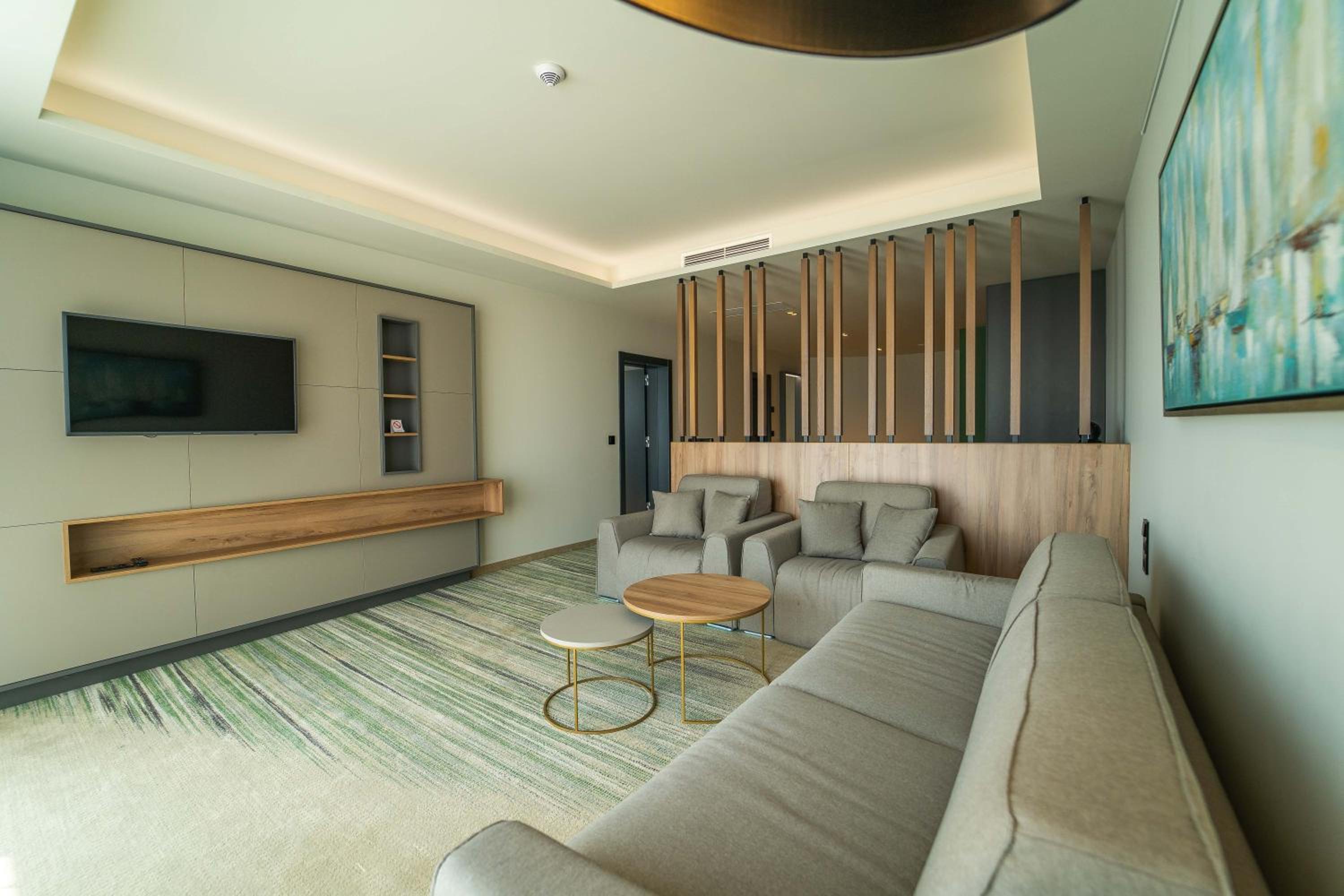 Suite Park view (3 adults or 3 adults with 1 child) photo 2