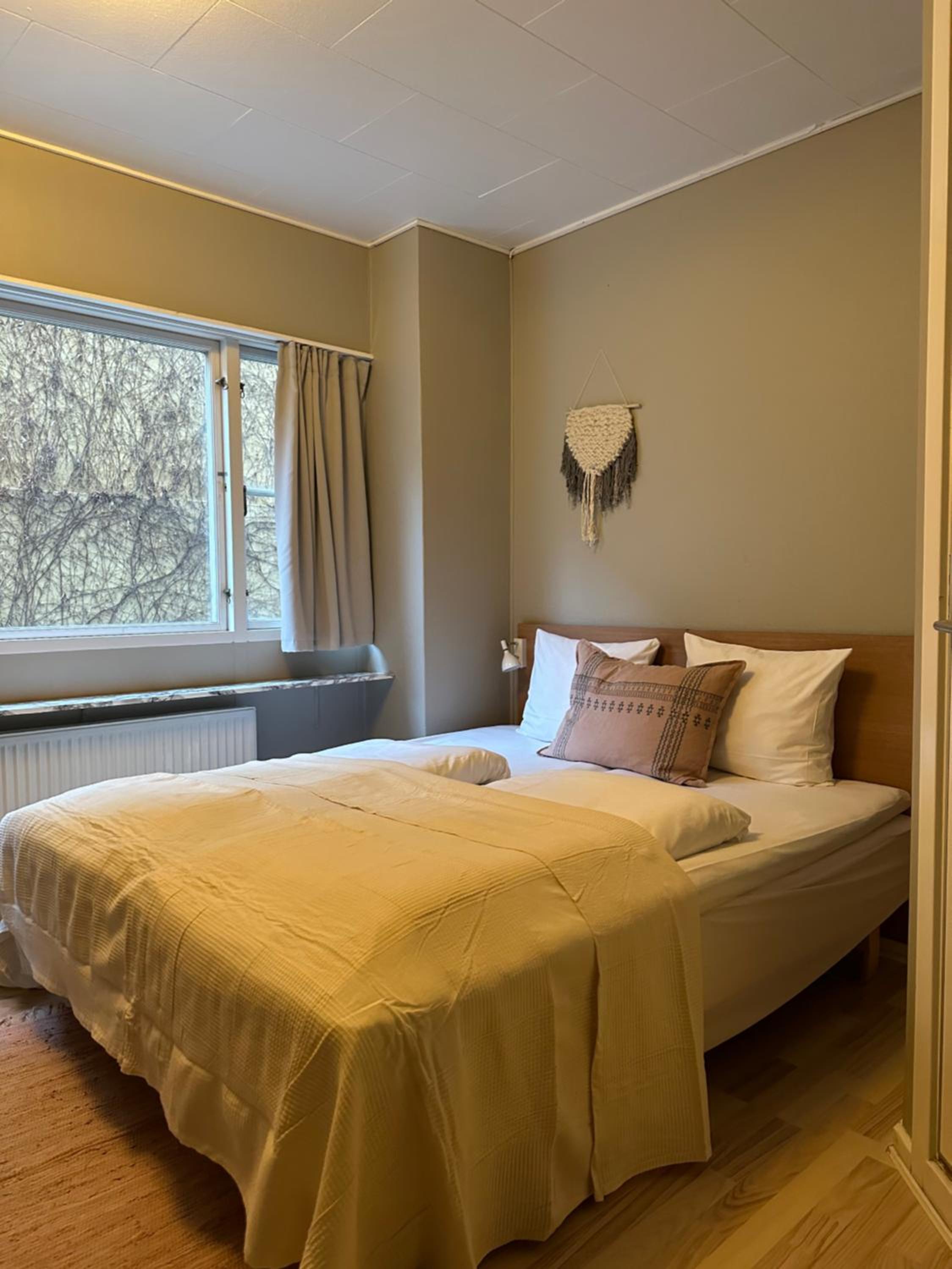Standard Double Room - Photo 8
