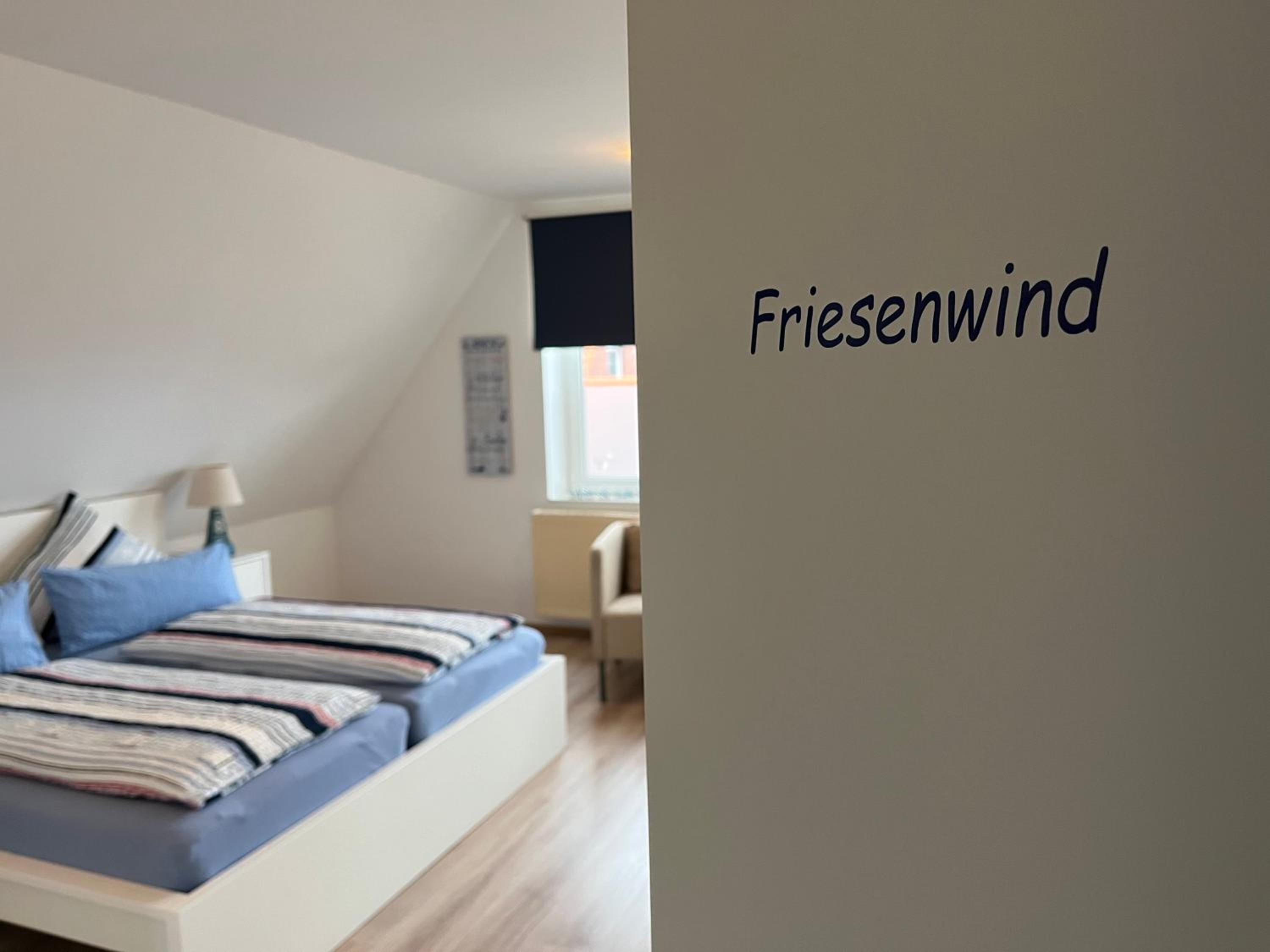 Large Double Room photo 1