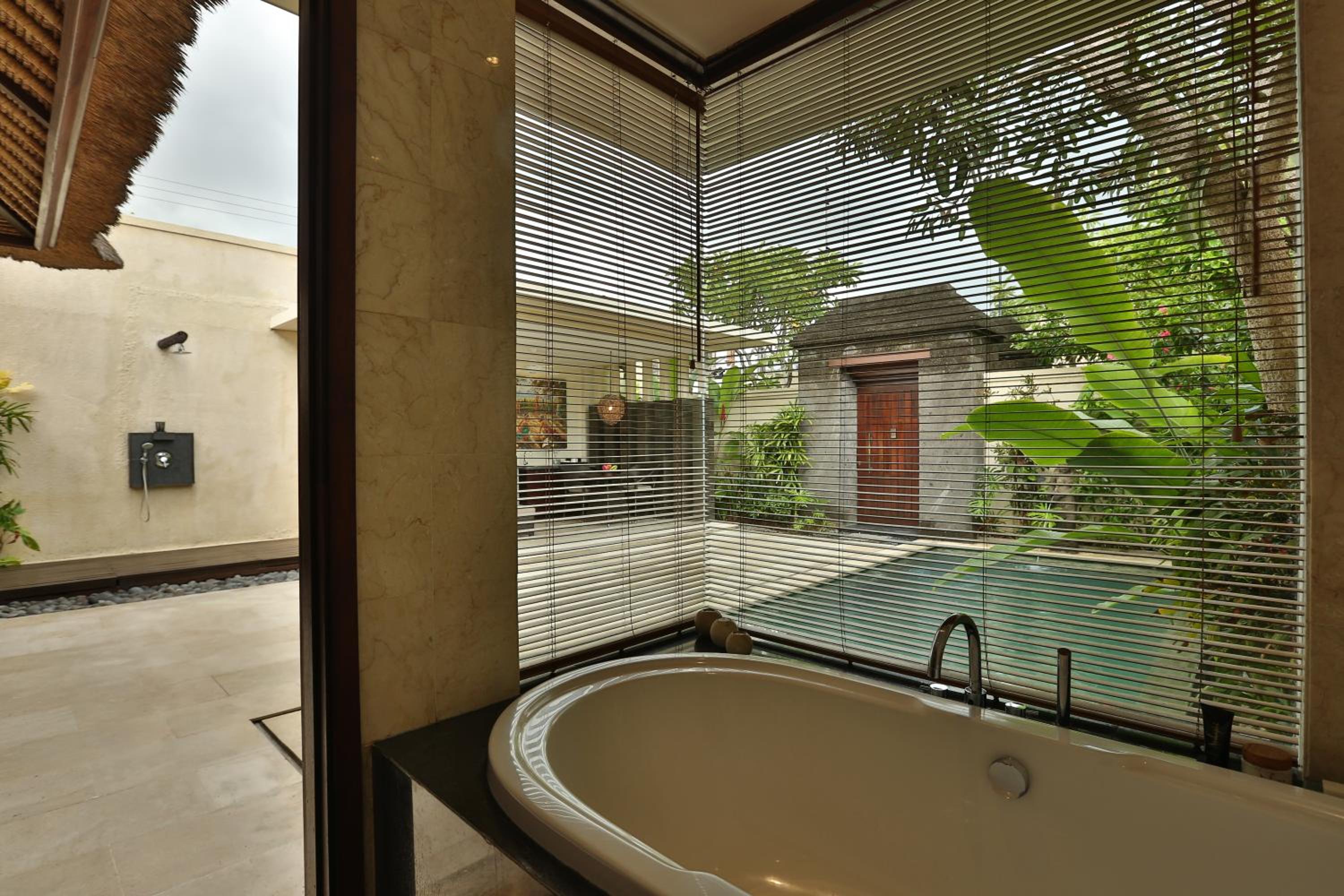 One-Bedroom Villa with Private Pool - Photo 6