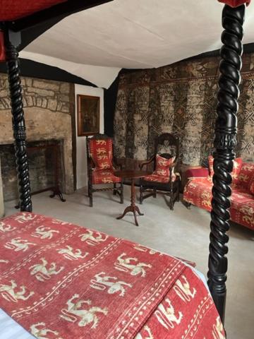 King Suite - Photo 1