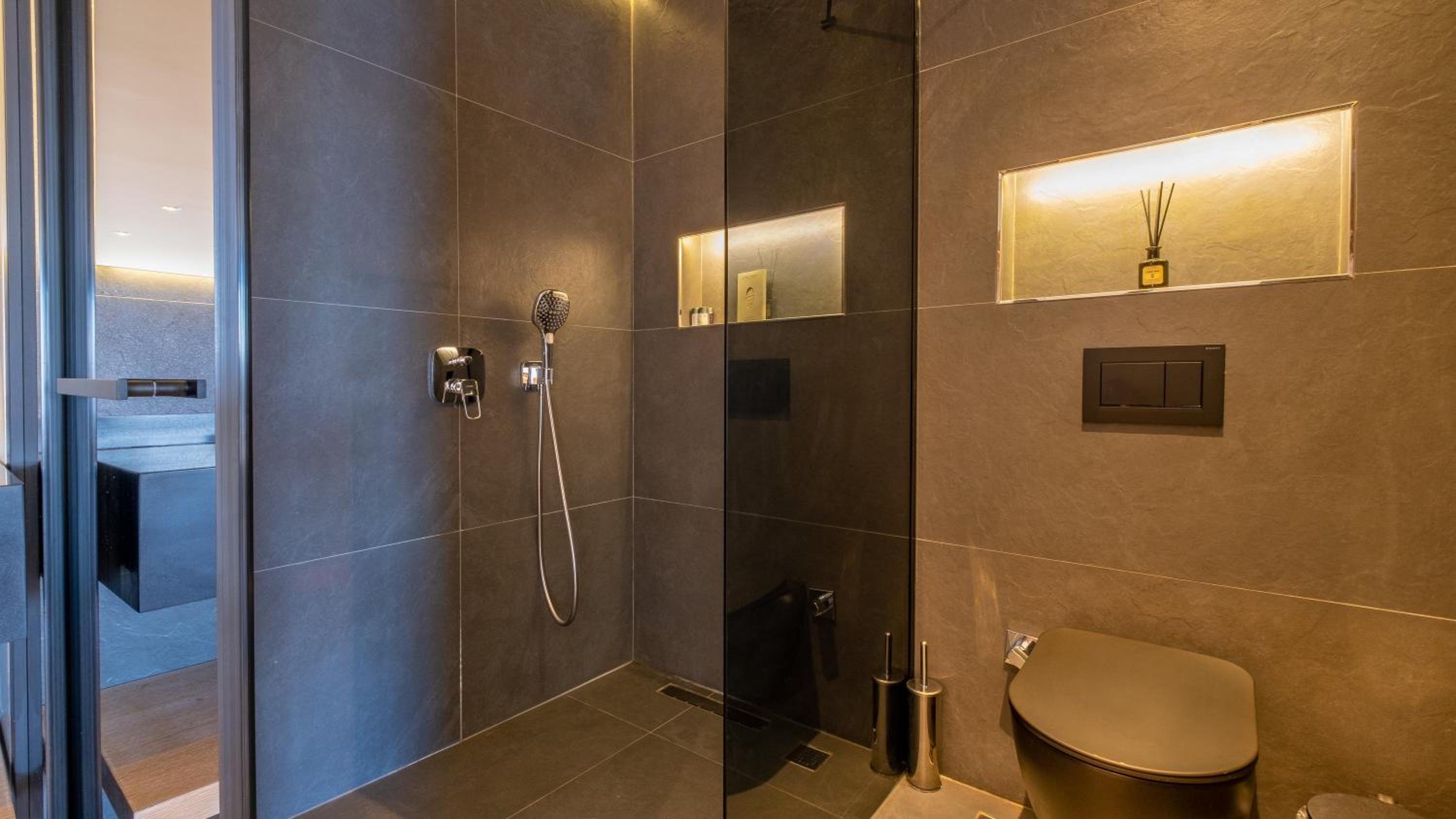 Aqua Suite- Private pool & Sauna - Photo 7
