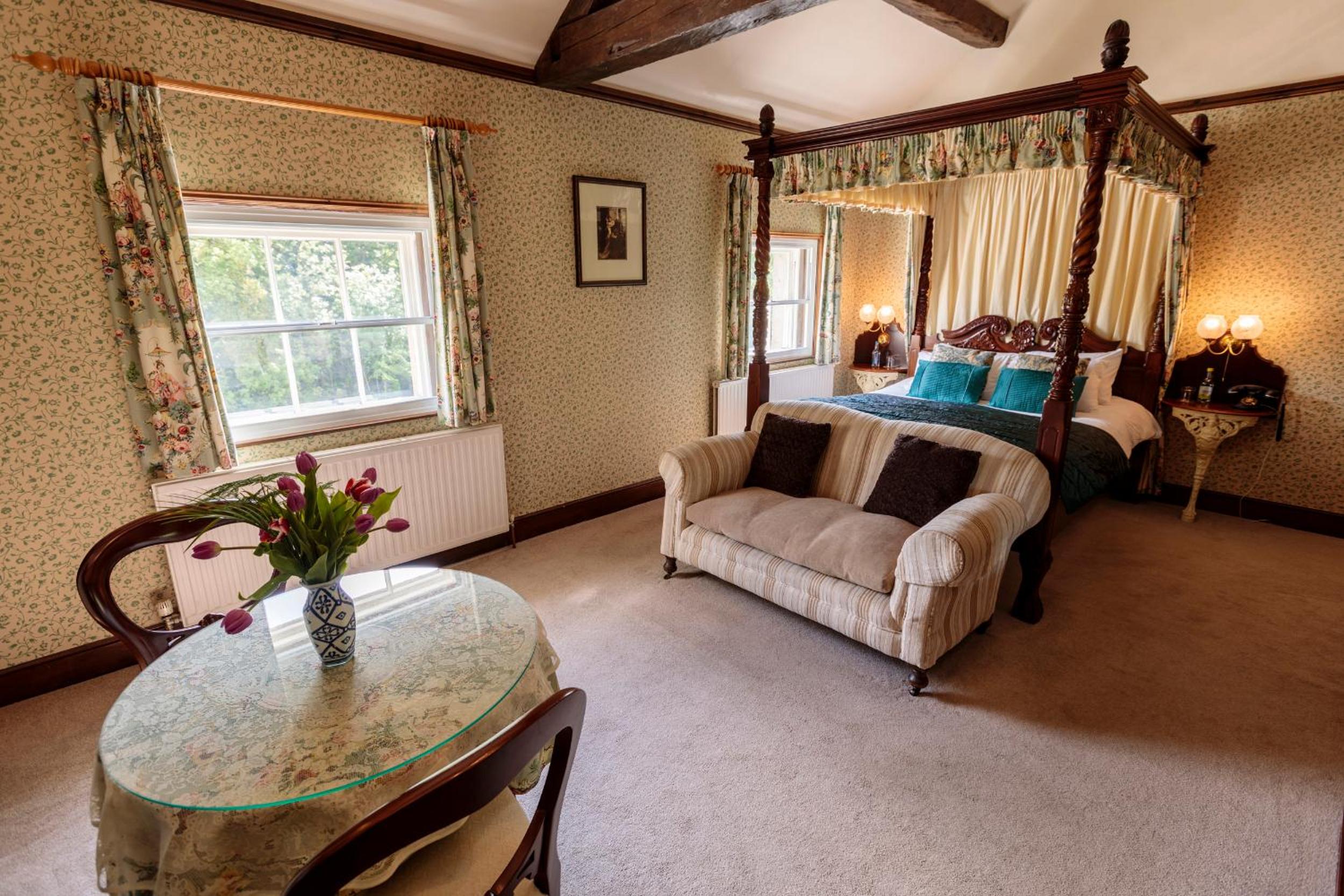 Deluxe Double Room with Bath photo 1