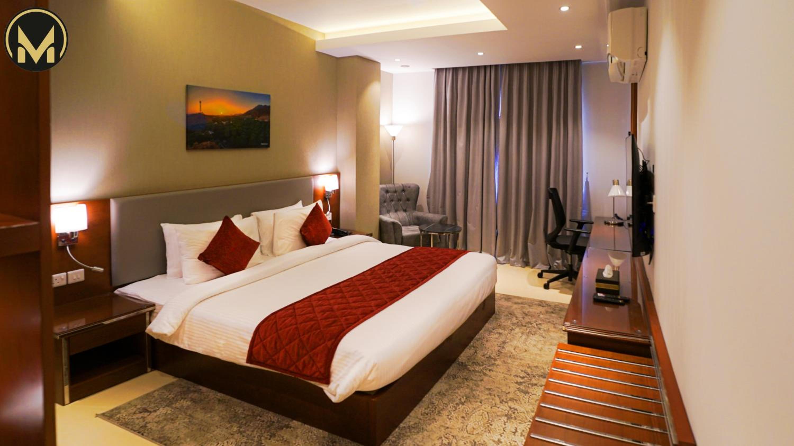 Standard King Room - Photo 2