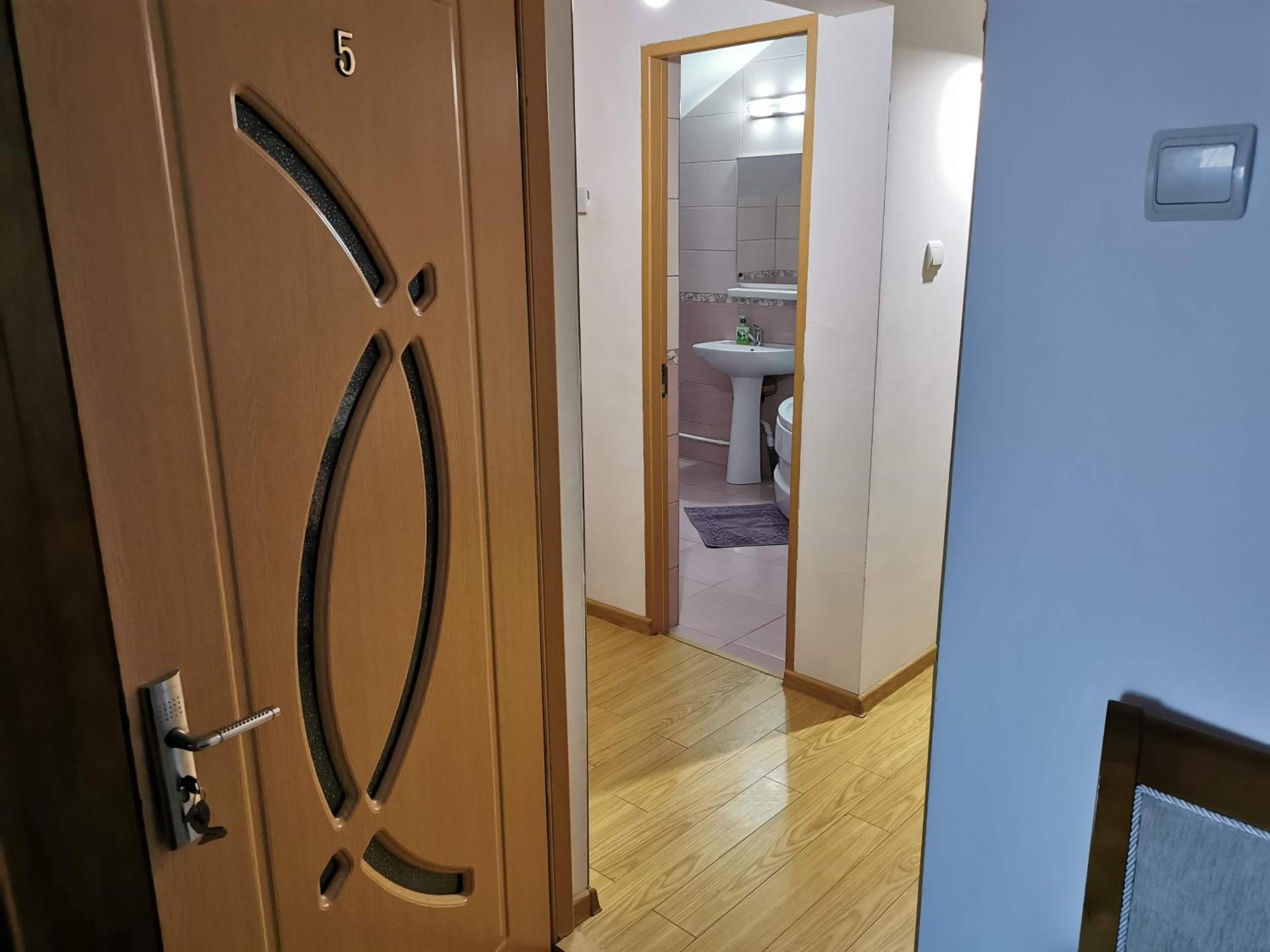Double Room with Lake View - Photo 2