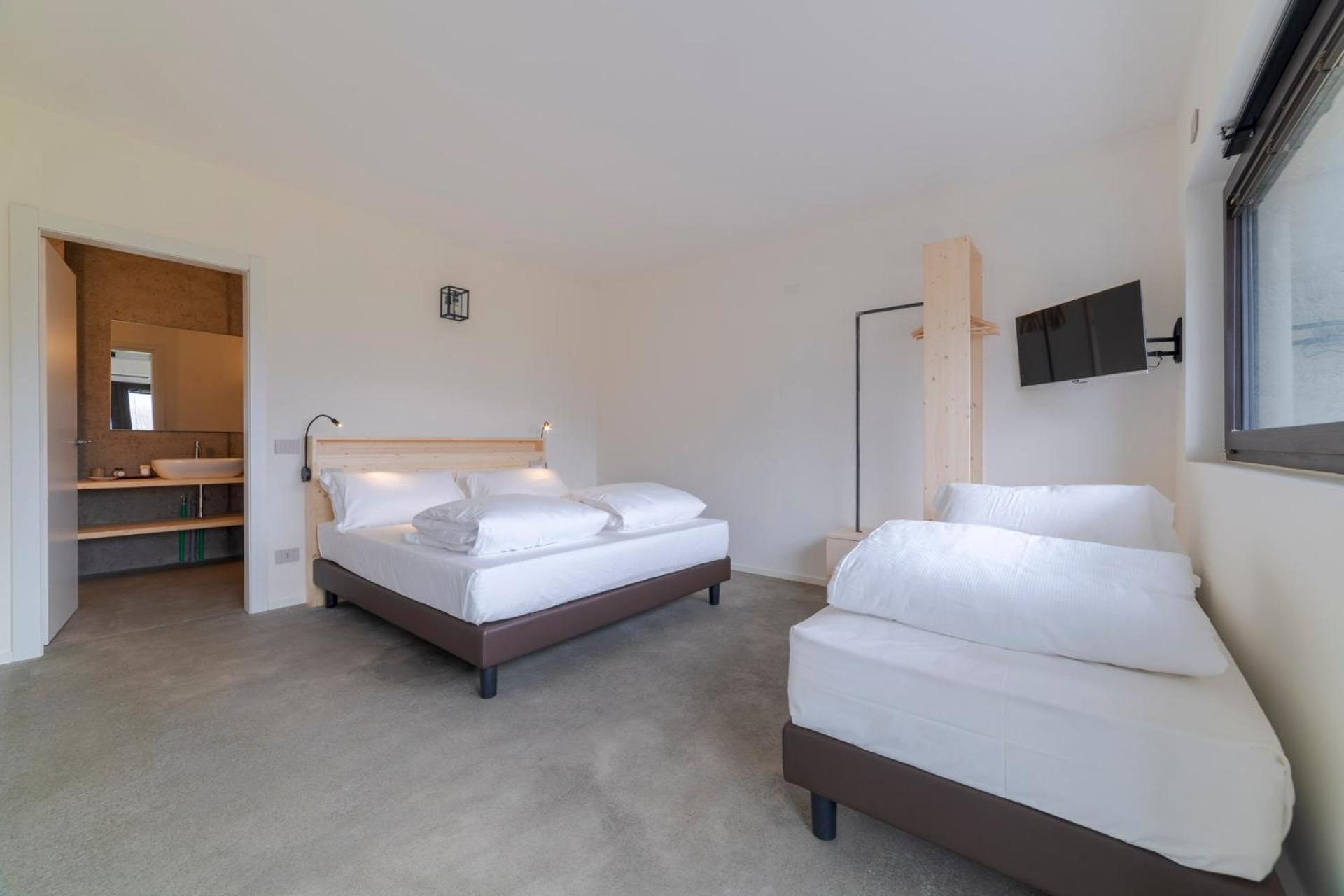 Deluxe Triple Room with Panoramic View photo 1