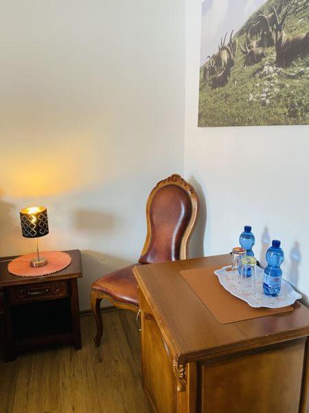 Double Room with Balcony - Photo 2