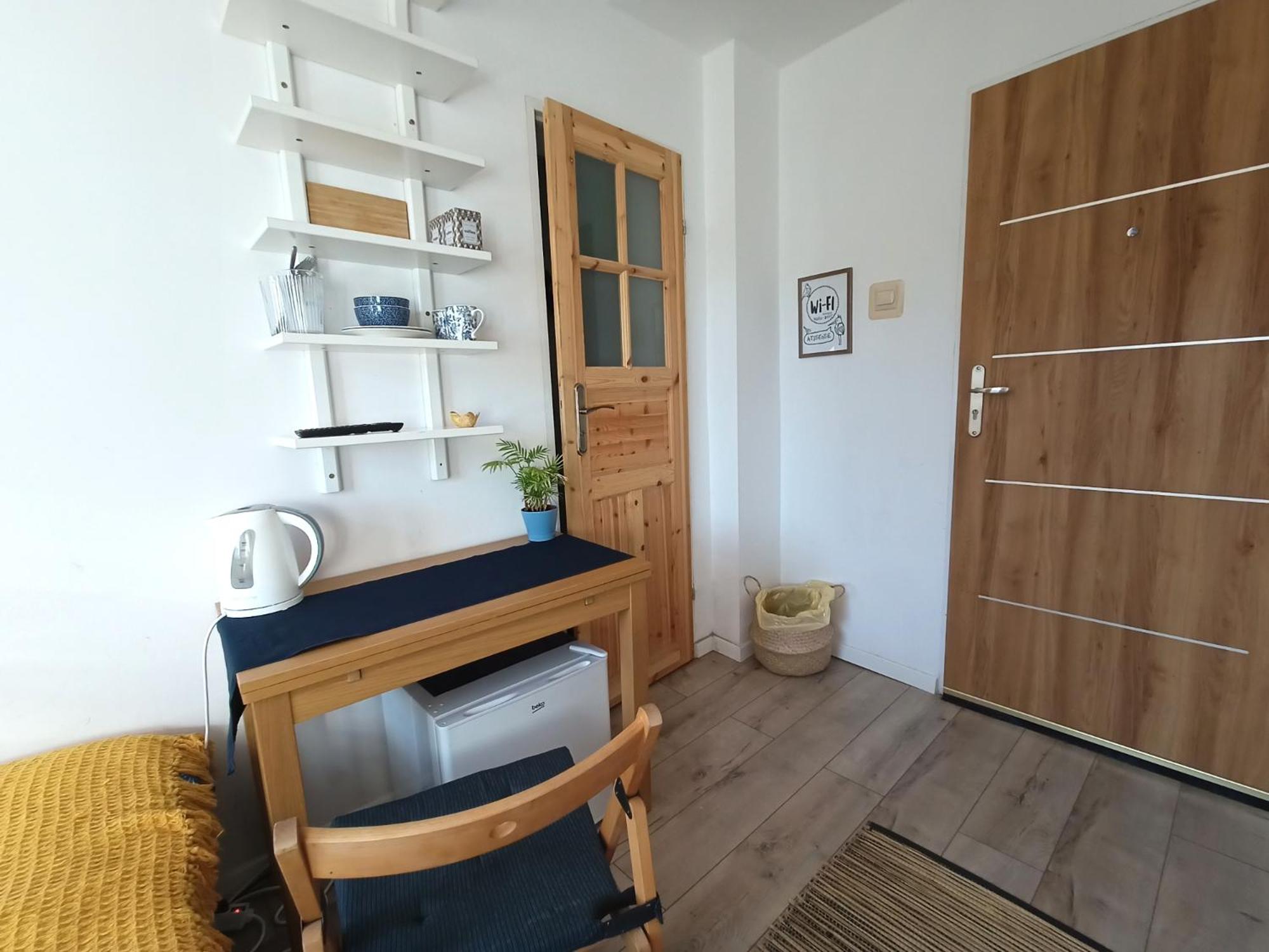 Small Double Room - Photo 1