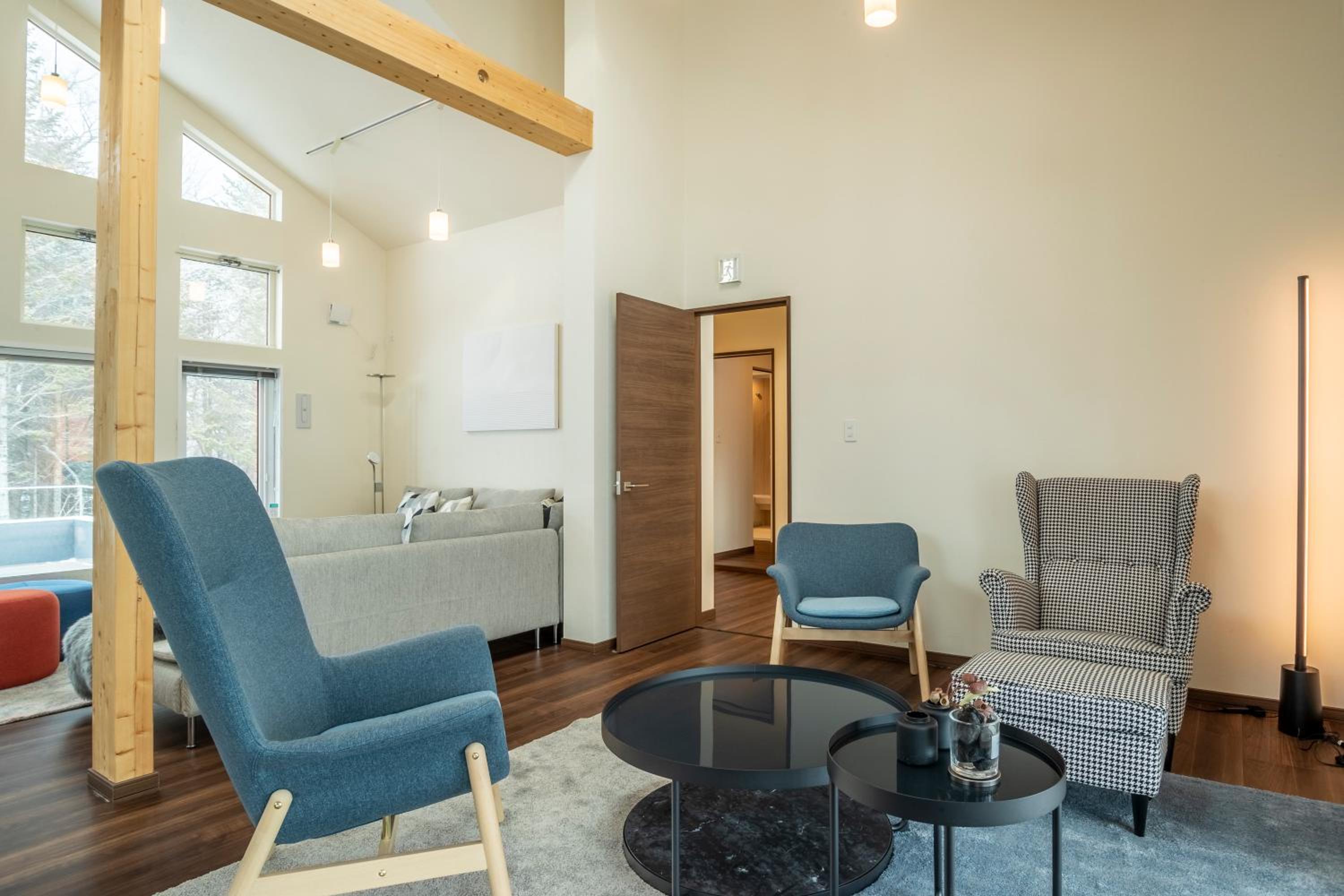 Four-Bedroom House photo 2