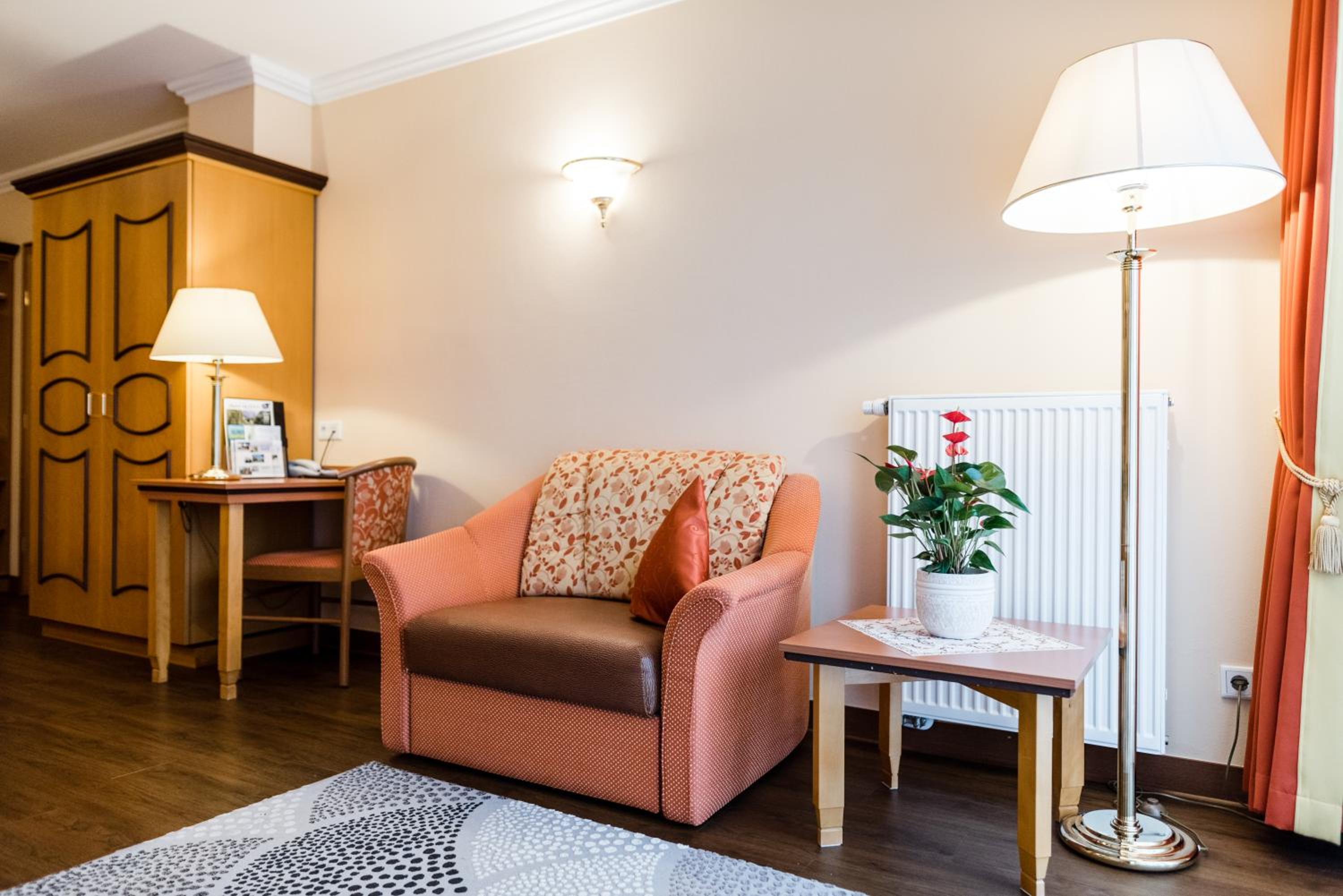Single Room photo 2