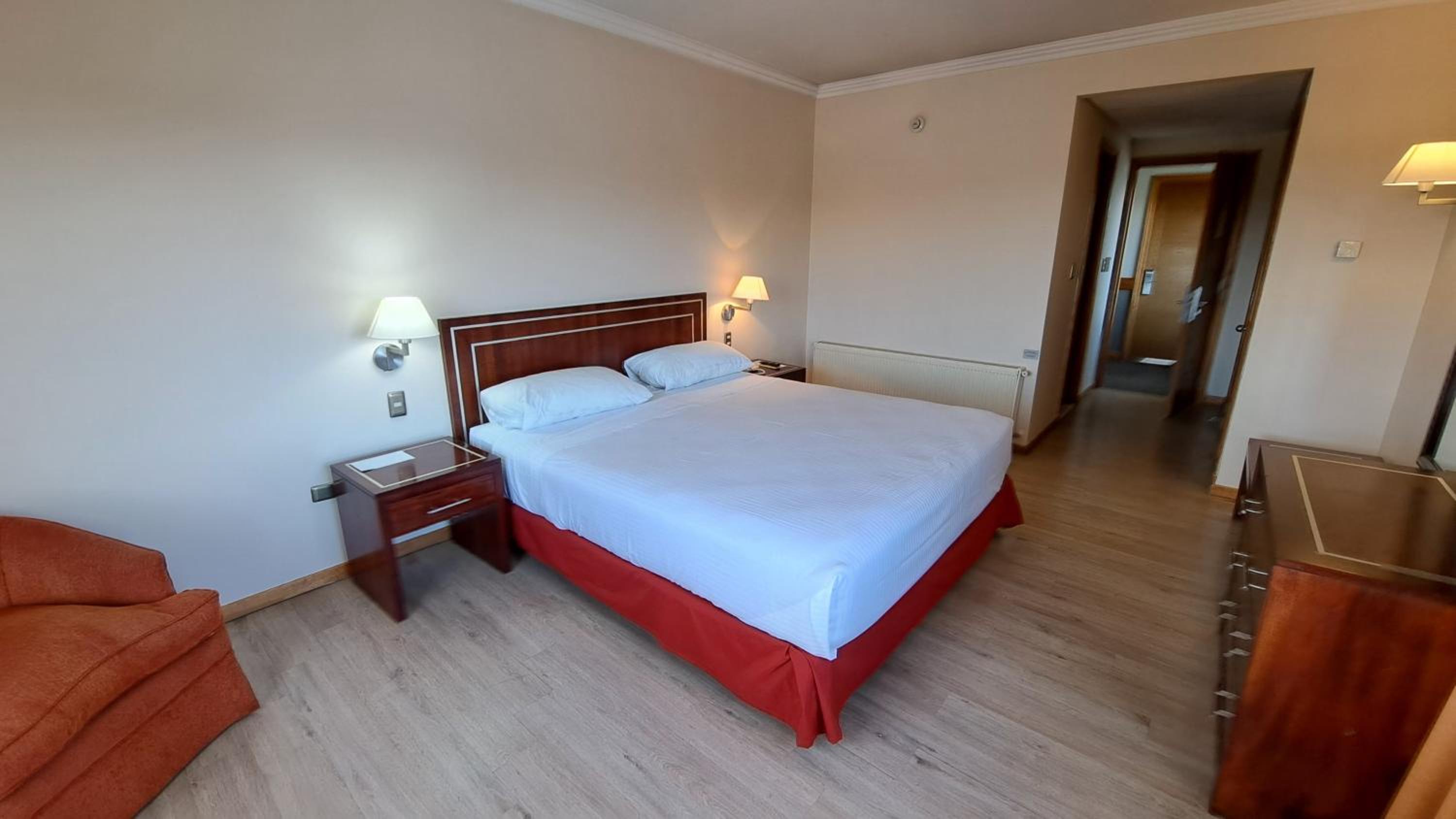 Standard Queen Room photo 2
